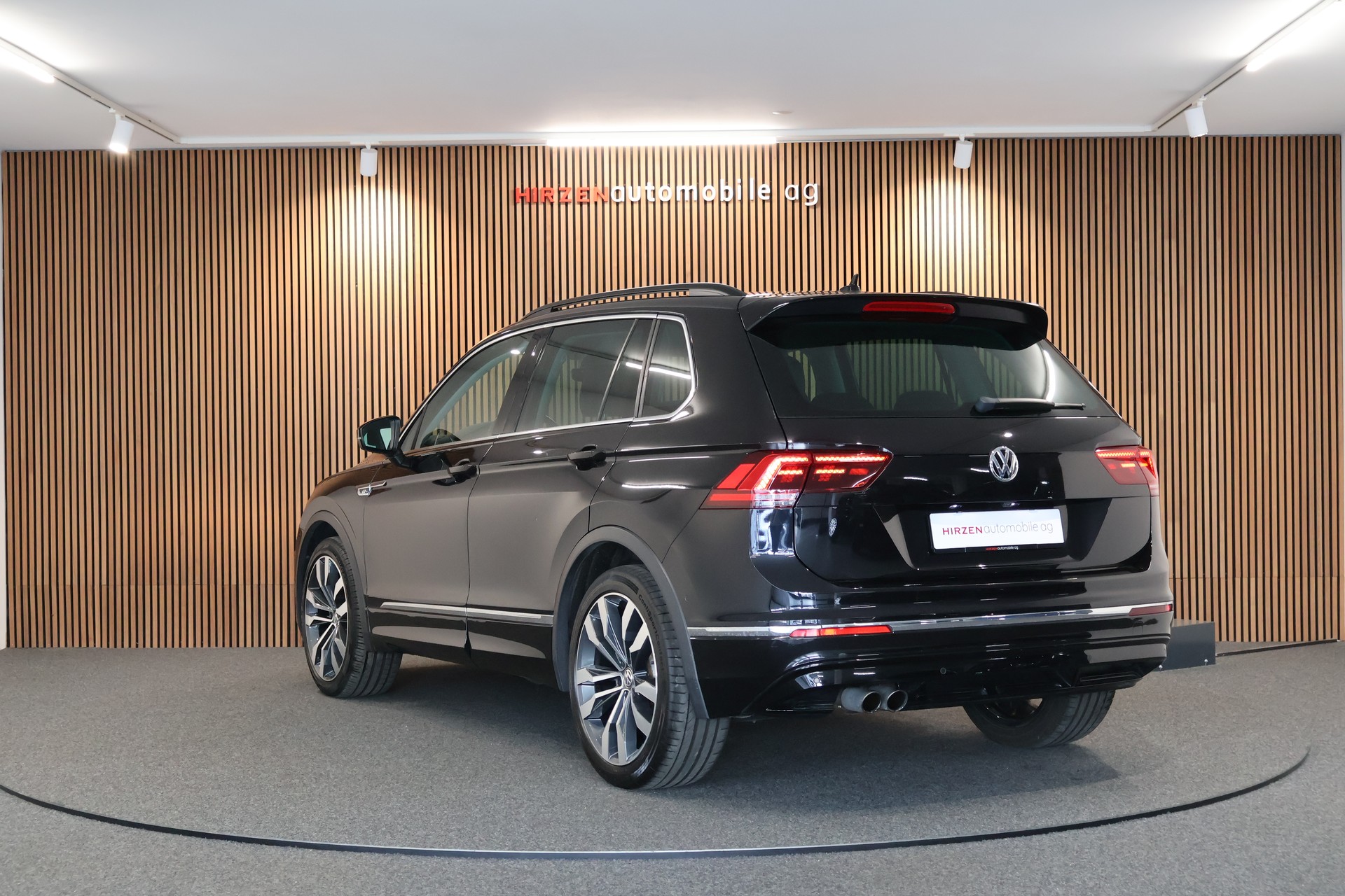 VW Tiguan 1.4TSI Comfortline 4Motion-showroom-element-2