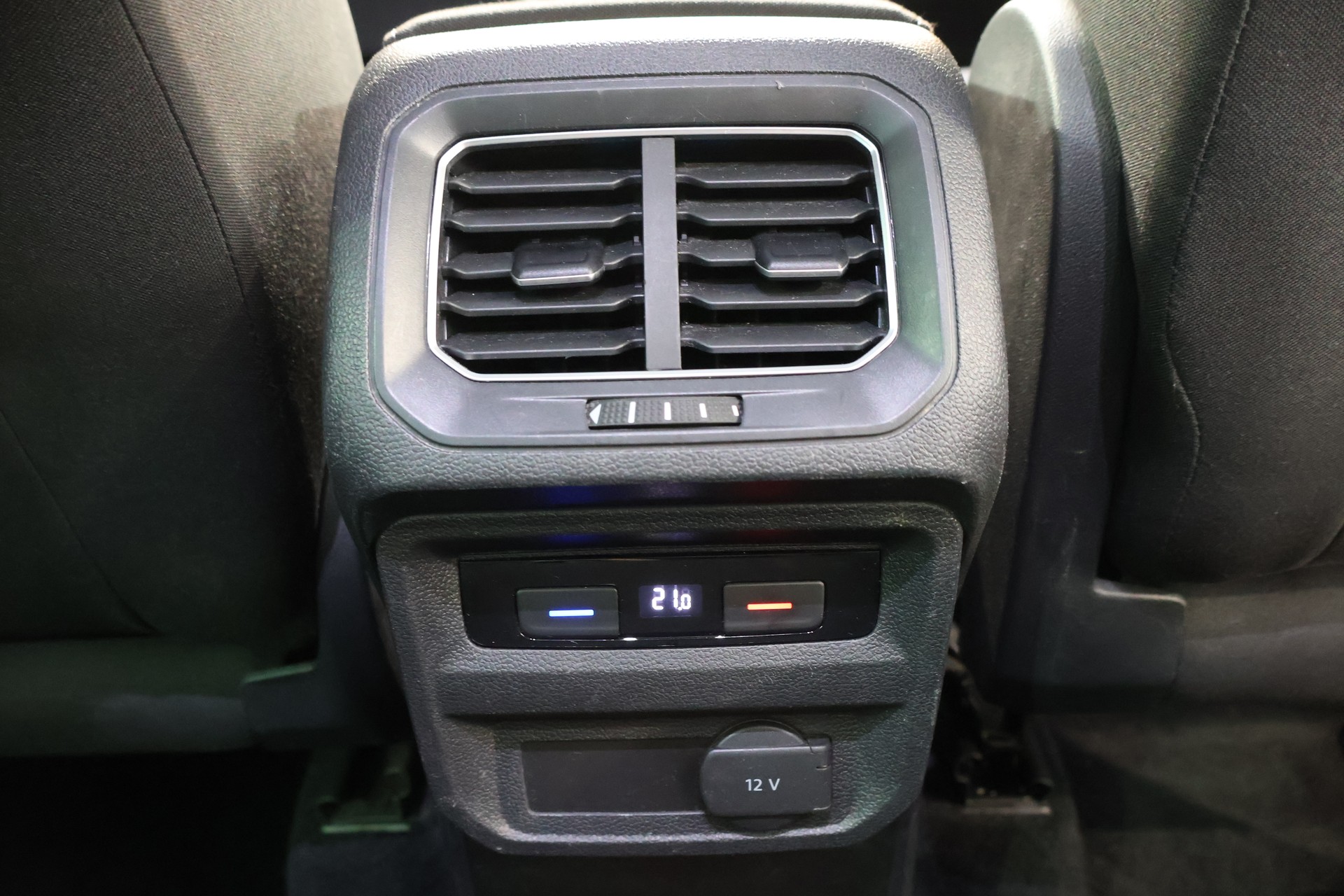 VW Tiguan 1.4TSI Comfortline 4Motion-image-15