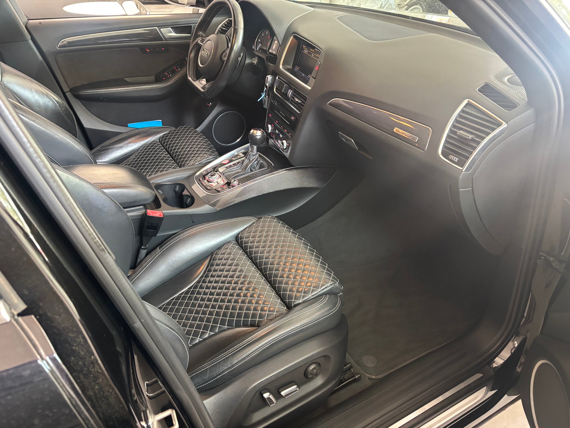 AUDI SQ5 3.0 TDI plus quattro tiptronic-image-9
