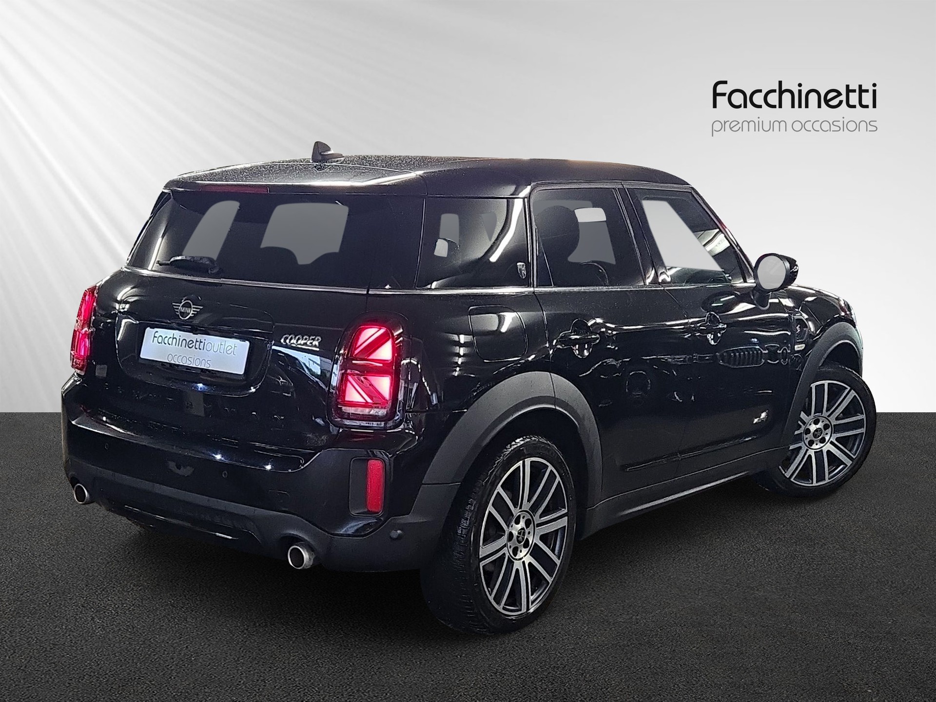 MINI Countryman Cooper S ALL4 Steptronic-showroom-element-2