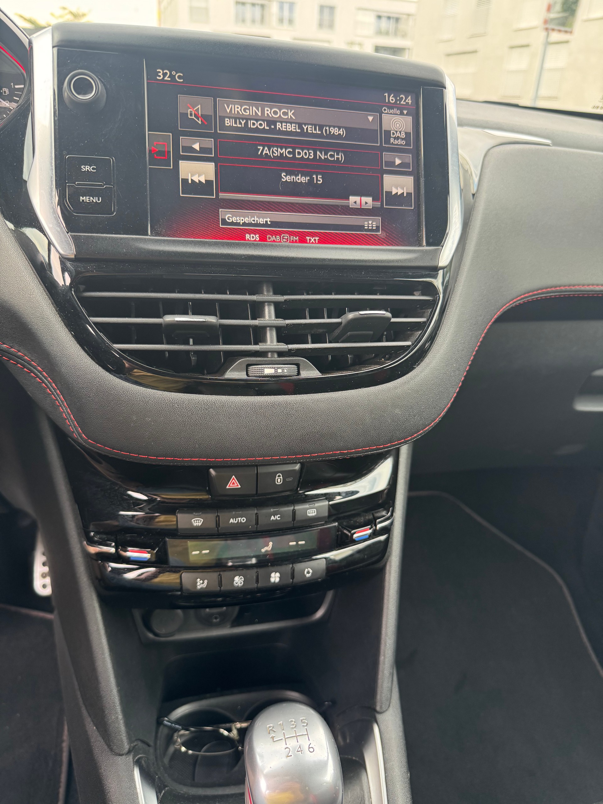 PEUGEOT 208 1.6 Turbo GTi Sport-image-8