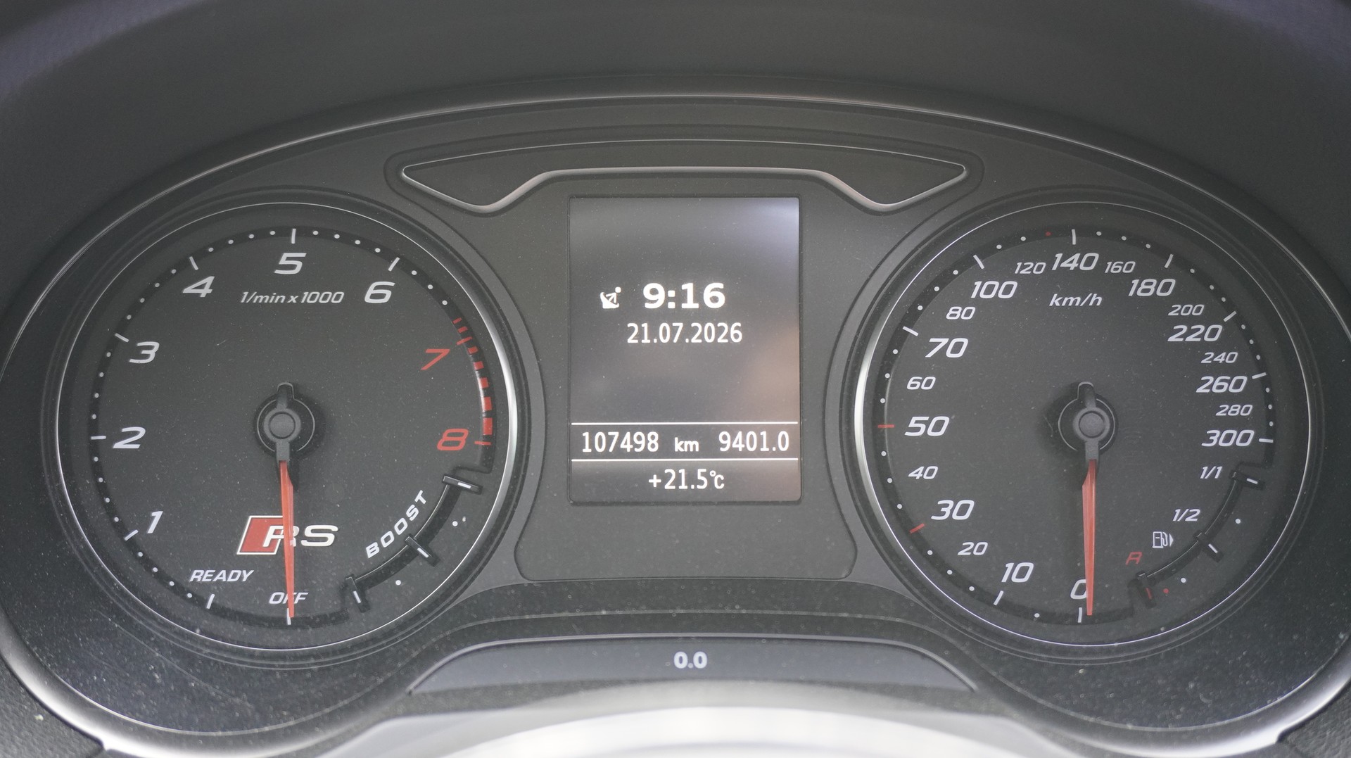 AUDI RS3 2.5 TSI quattro S-tronic-showroom-element-2
