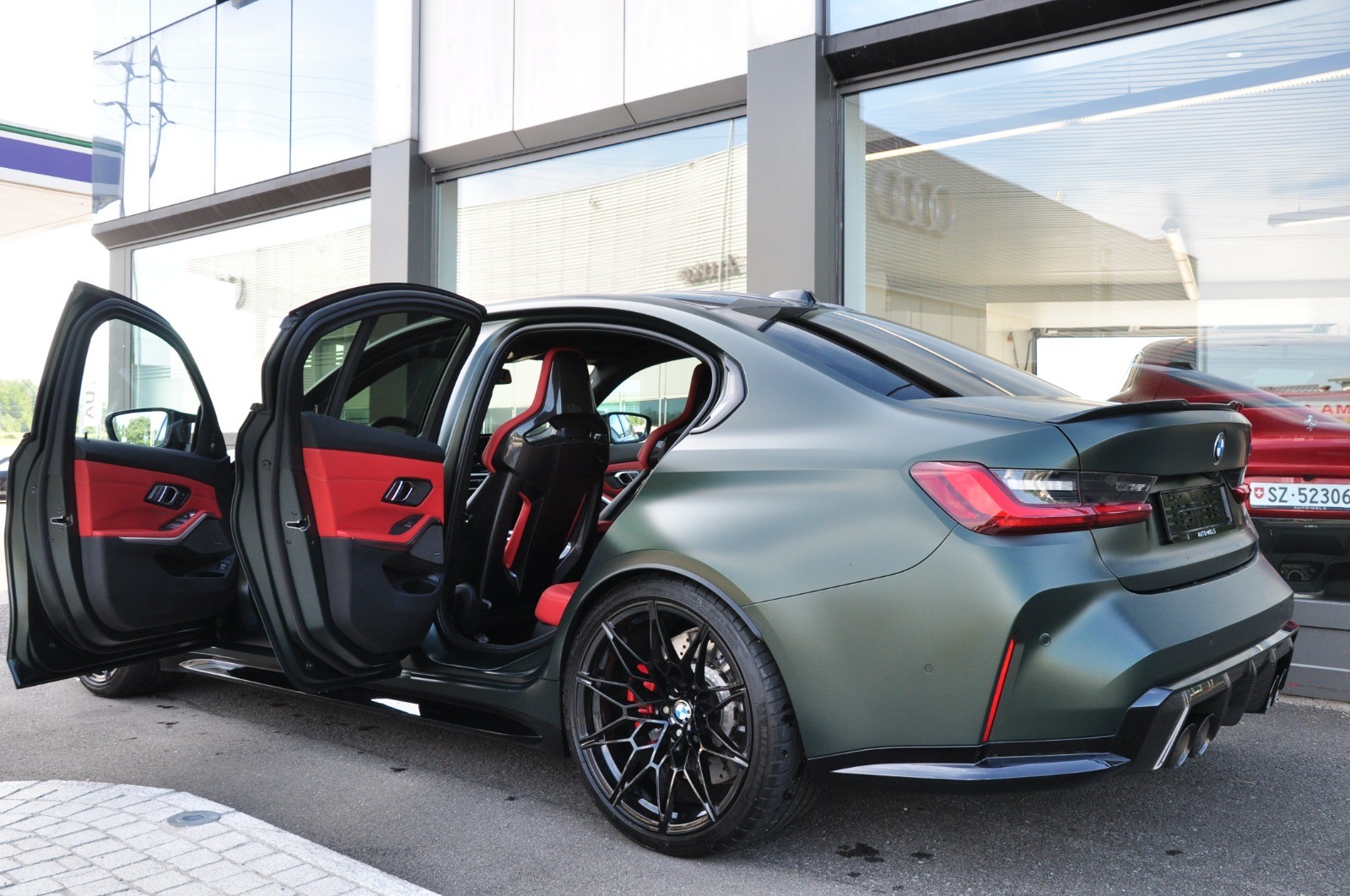 BMW M3 Competition M xDrive-image-5
