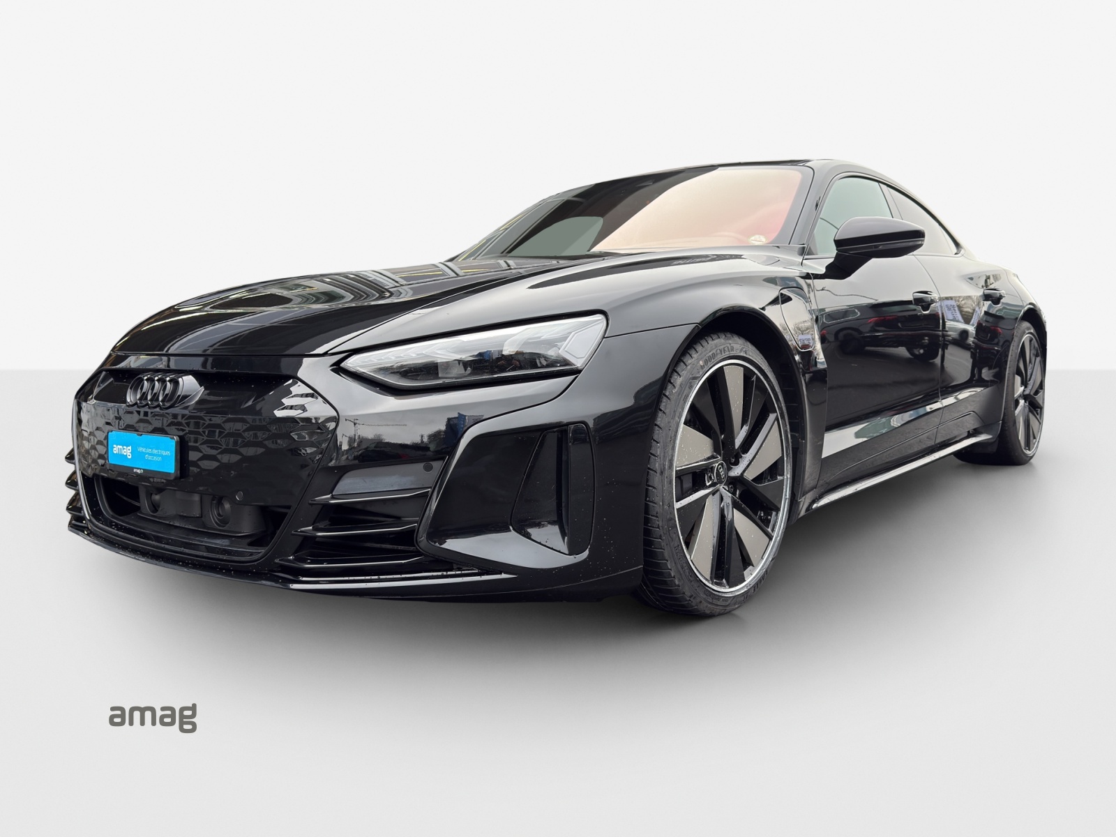 AUDI e-tron GT quattro