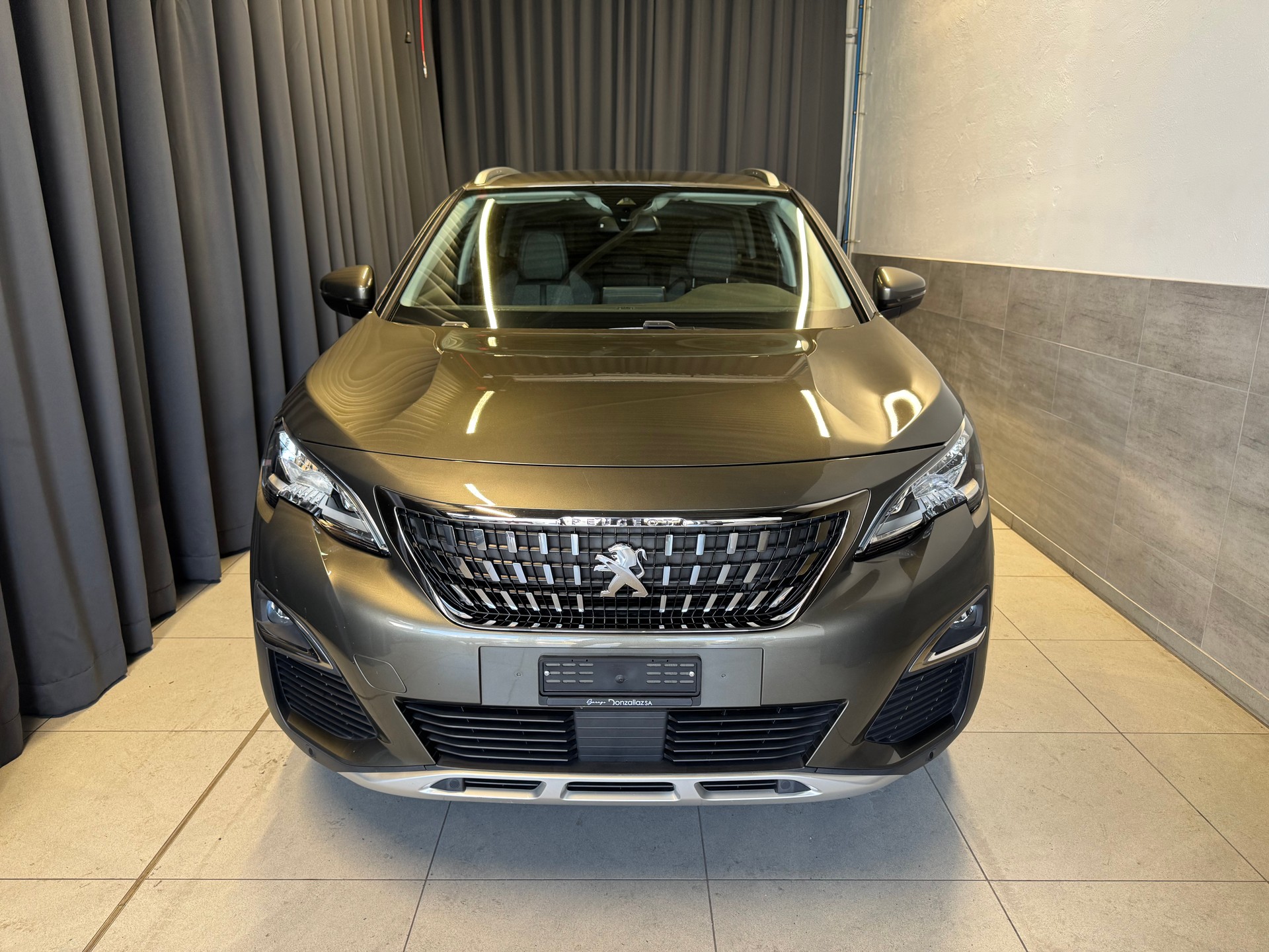 PEUGEOT 3008 1.6 THP GT Line EAT (11)(M)-showroom-element-1