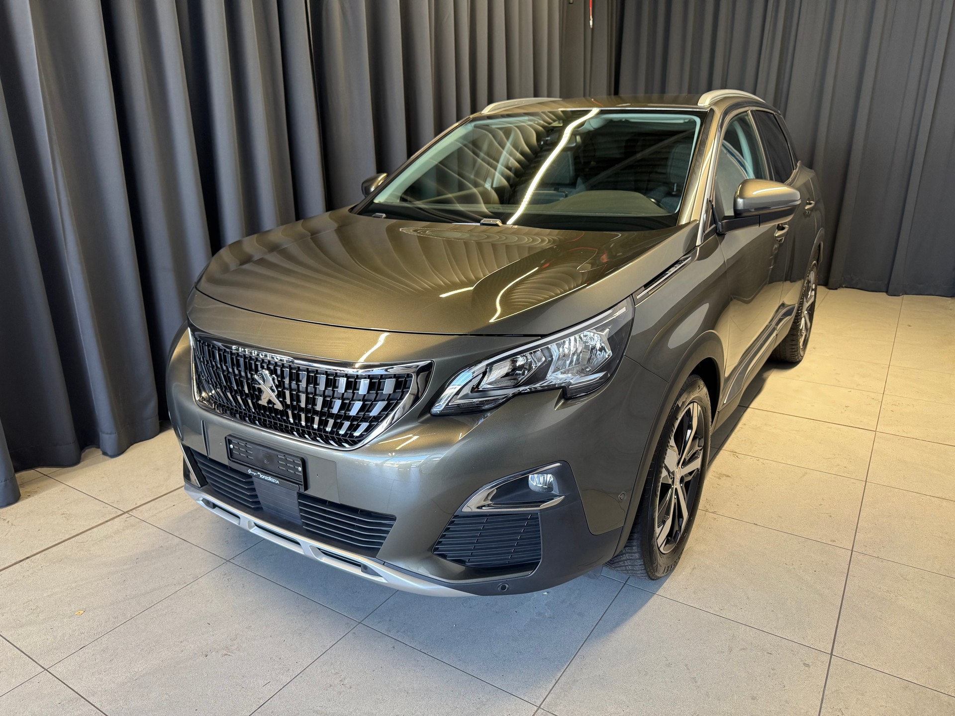 PEUGEOT 3008 1.6 THP GT Line EAT (11)(M)-showroom-element-2