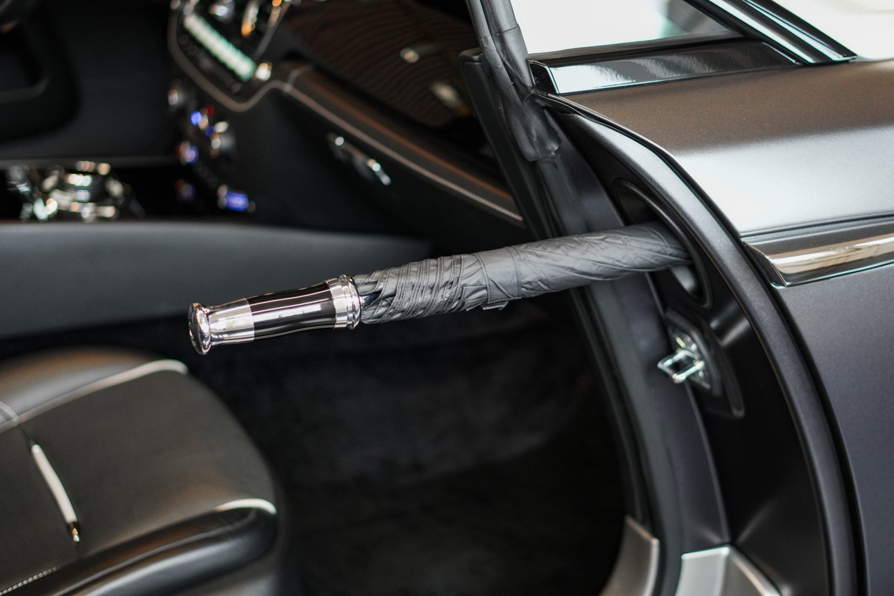 ROLLS-ROYCE Dawn 6.6 V12 Black Badge-image-28