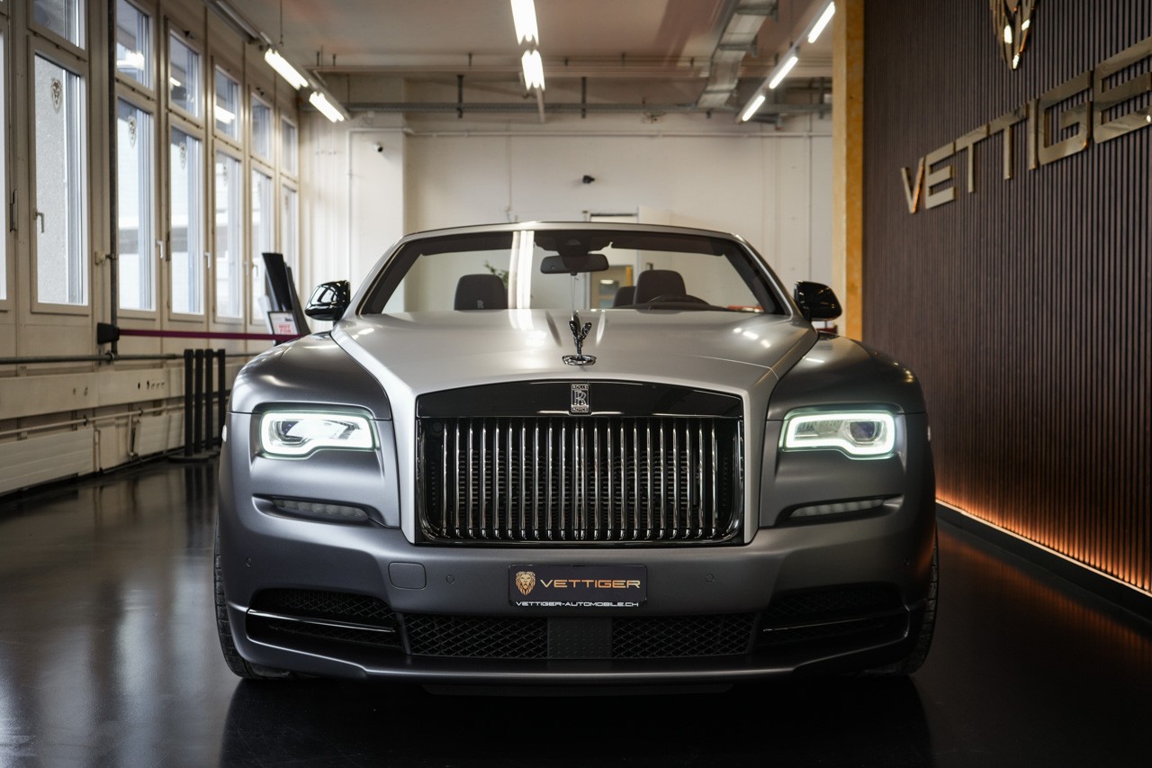 ROLLS-ROYCE Dawn 6.6 V12 Black Badge-showroom-element-2