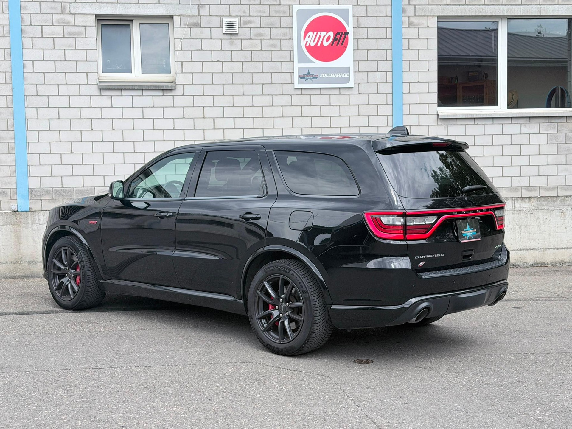 DODGE DURANGO SRT 392 AWD-image-5