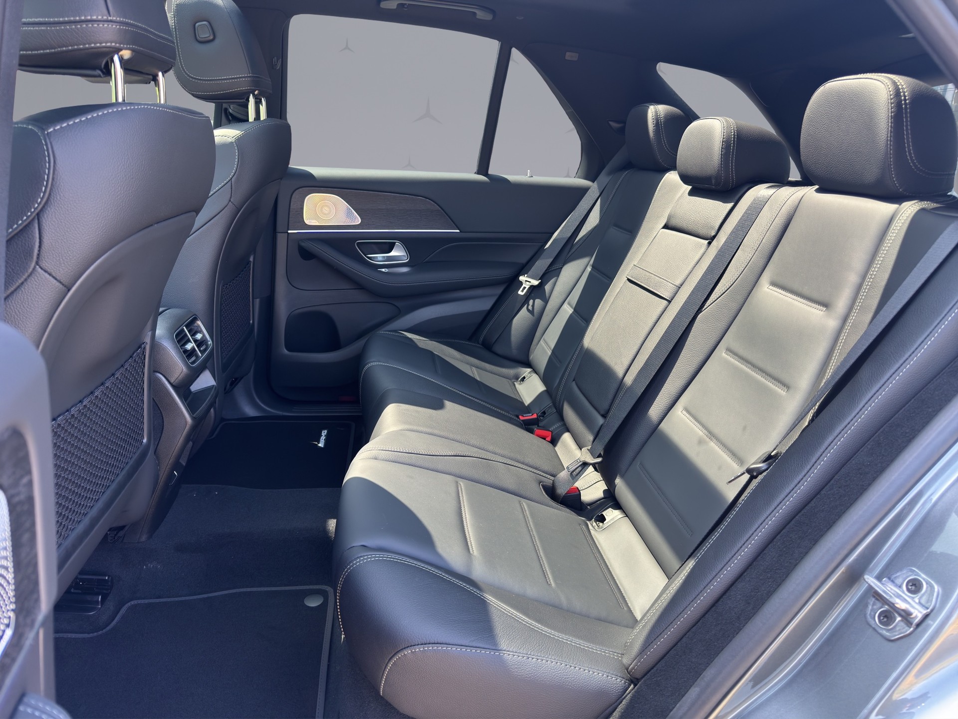 MERCEDES-BENZ GLE 350 de EQ Star AMG Line 4matic-image-12