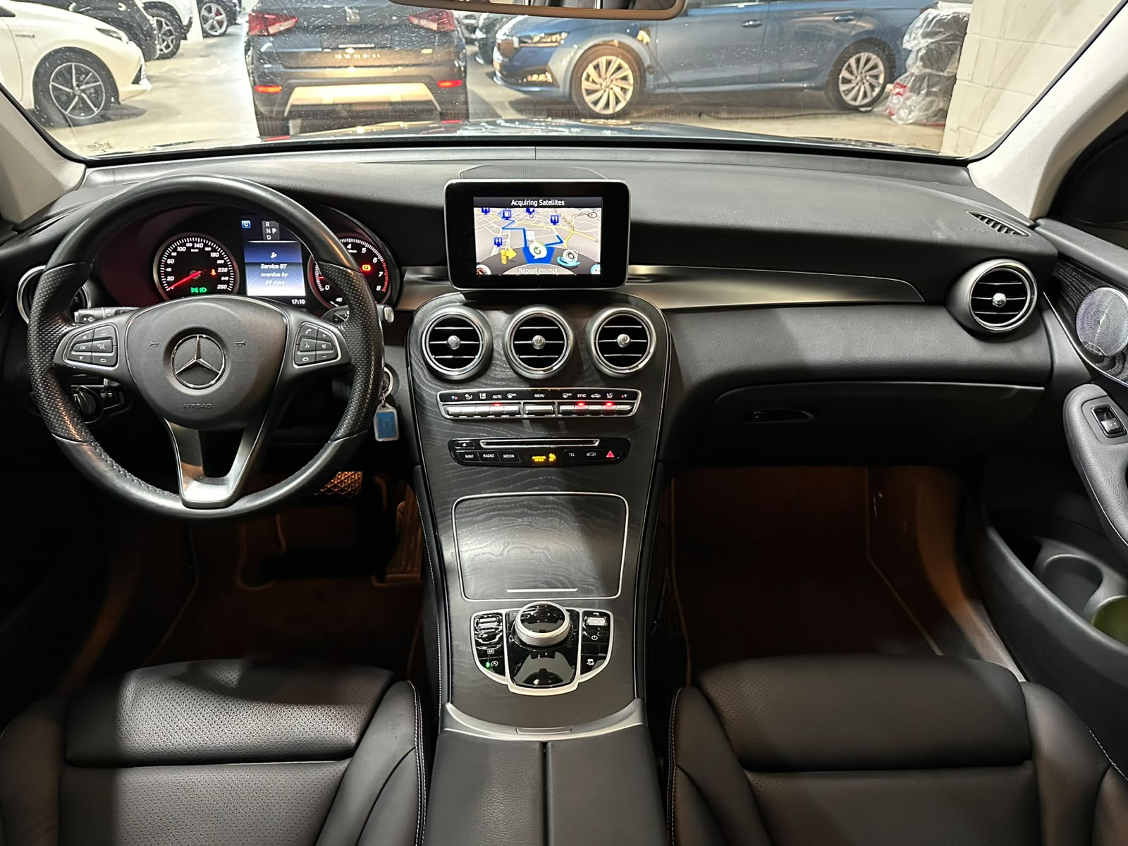MERCEDES-BENZ GLC 250 4Matic 9G-Tronic-image-8
