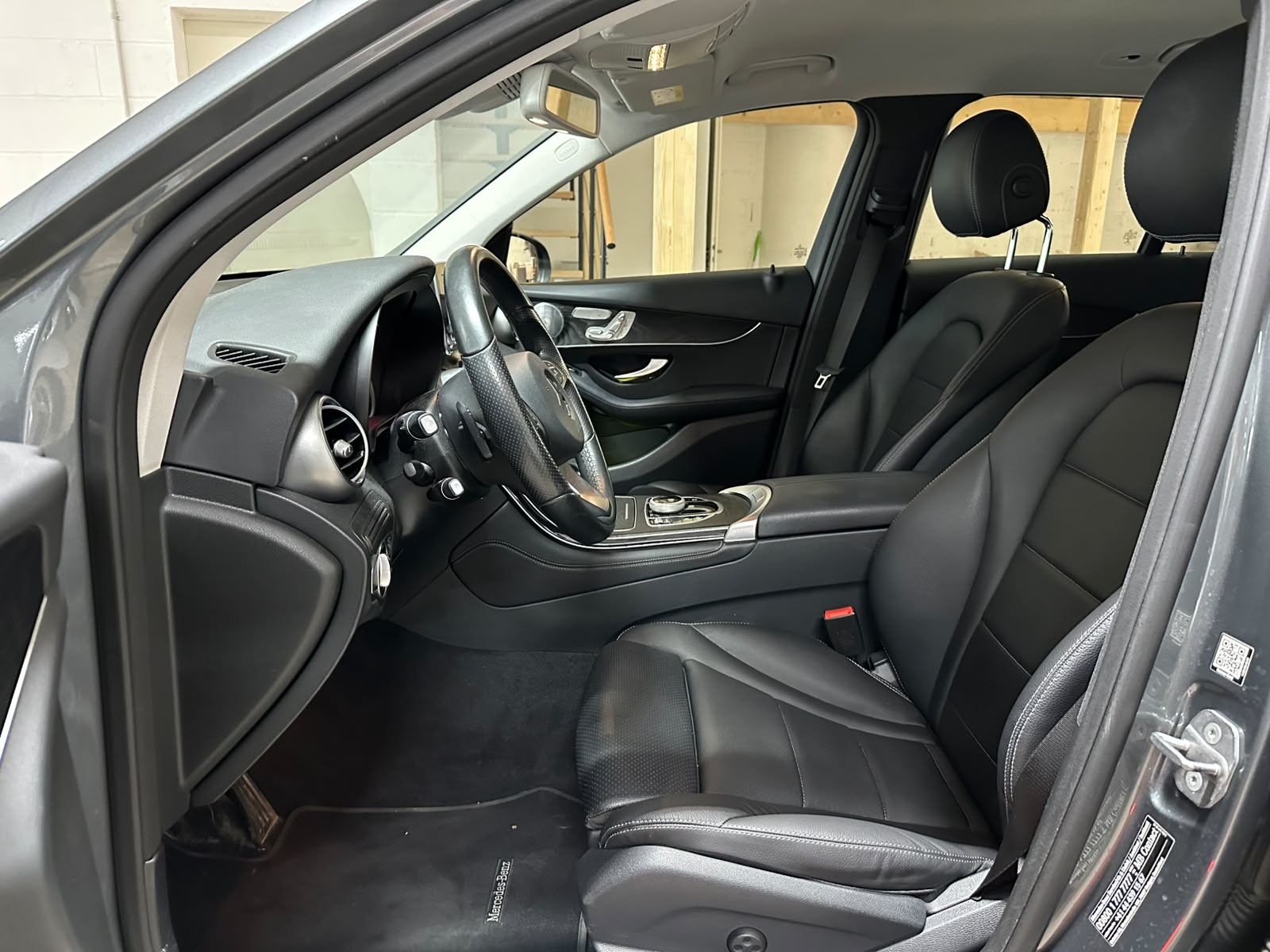 MERCEDES-BENZ GLC 250 4Matic 9G-Tronic-image-6