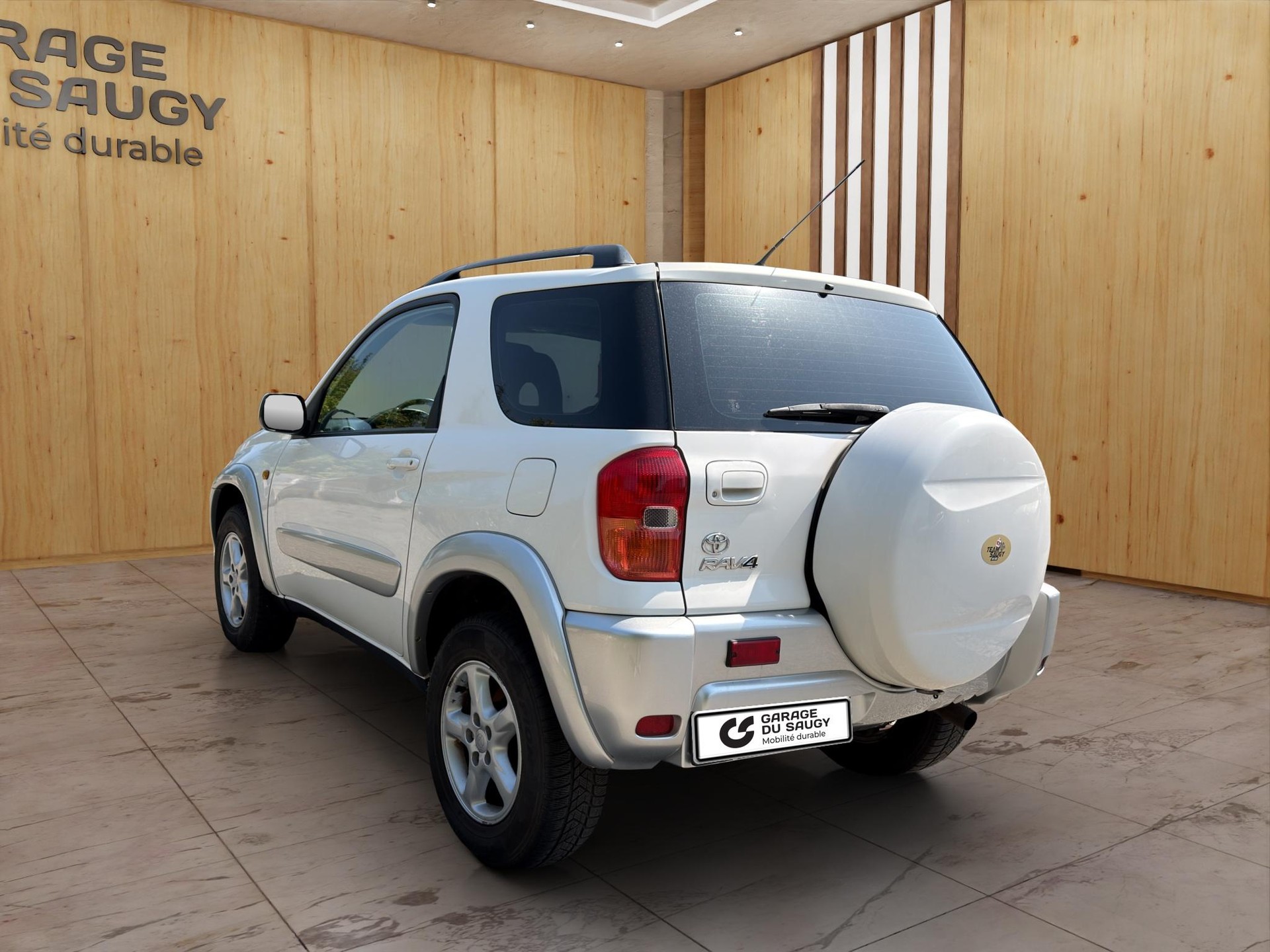 TOYOTA RAV4 2.0i-16V Linea Sol-showroom-element-3