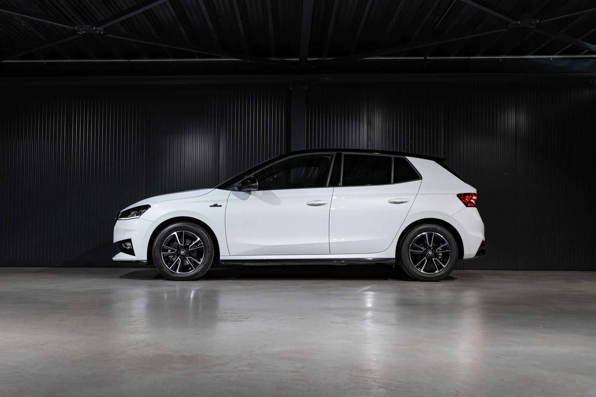 SKODA Fabia 1.0 TSI Monte Carlo DSG-showroom-element-2