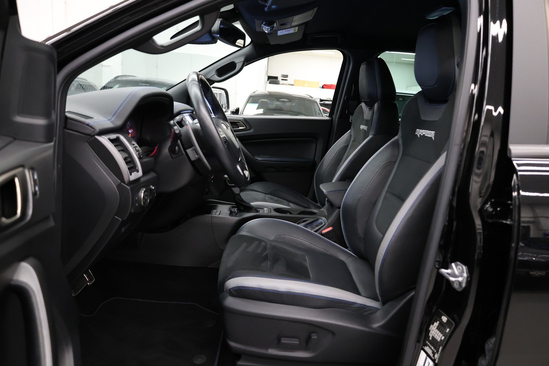 FORD Ranger DKab.Pick-up 2.0 EcoBlue 4x4 Raptor-image-17