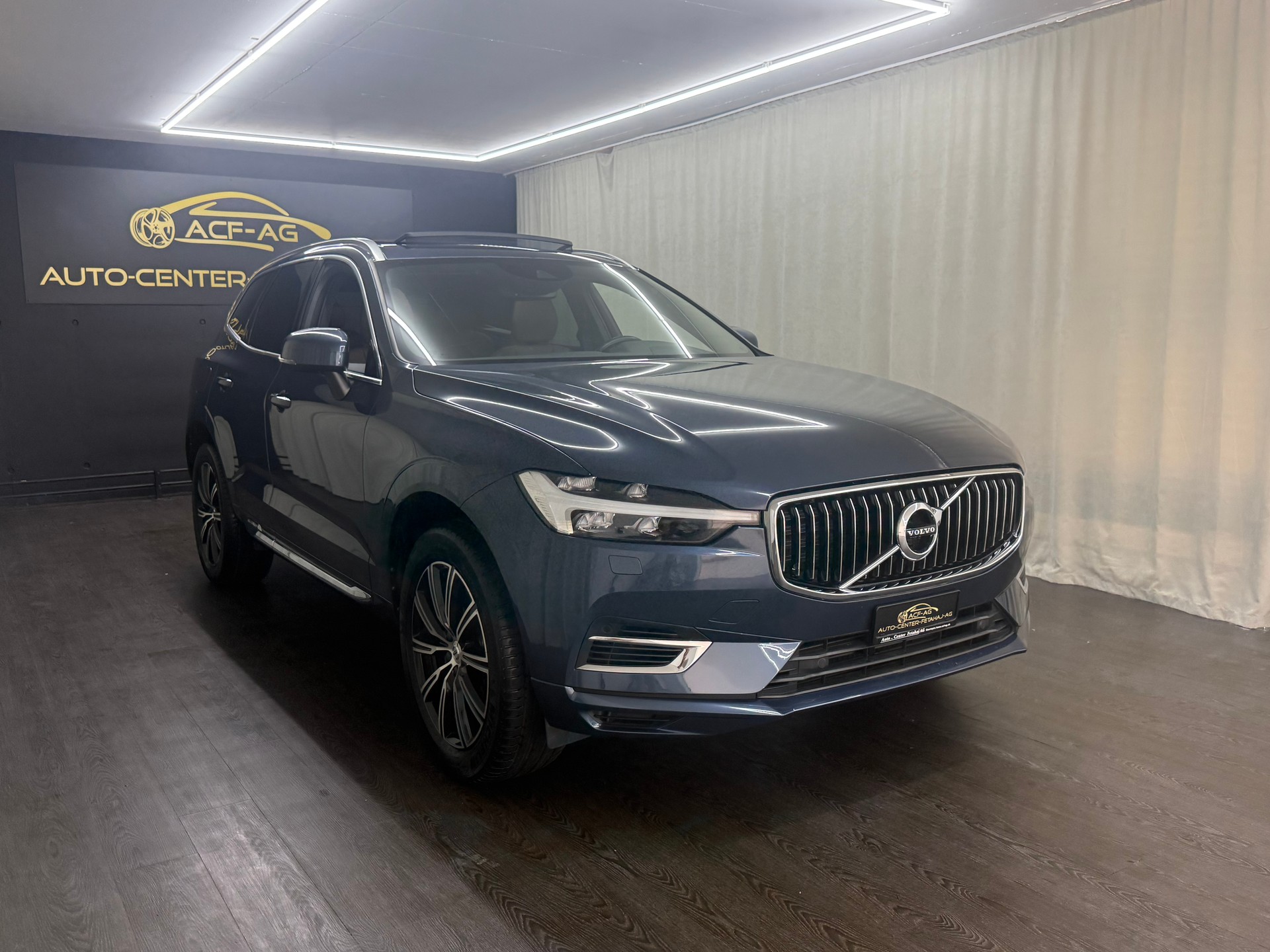 VOLVO XC60 T6 eAWD Inscription Expression Geartronic-showroom-element-2