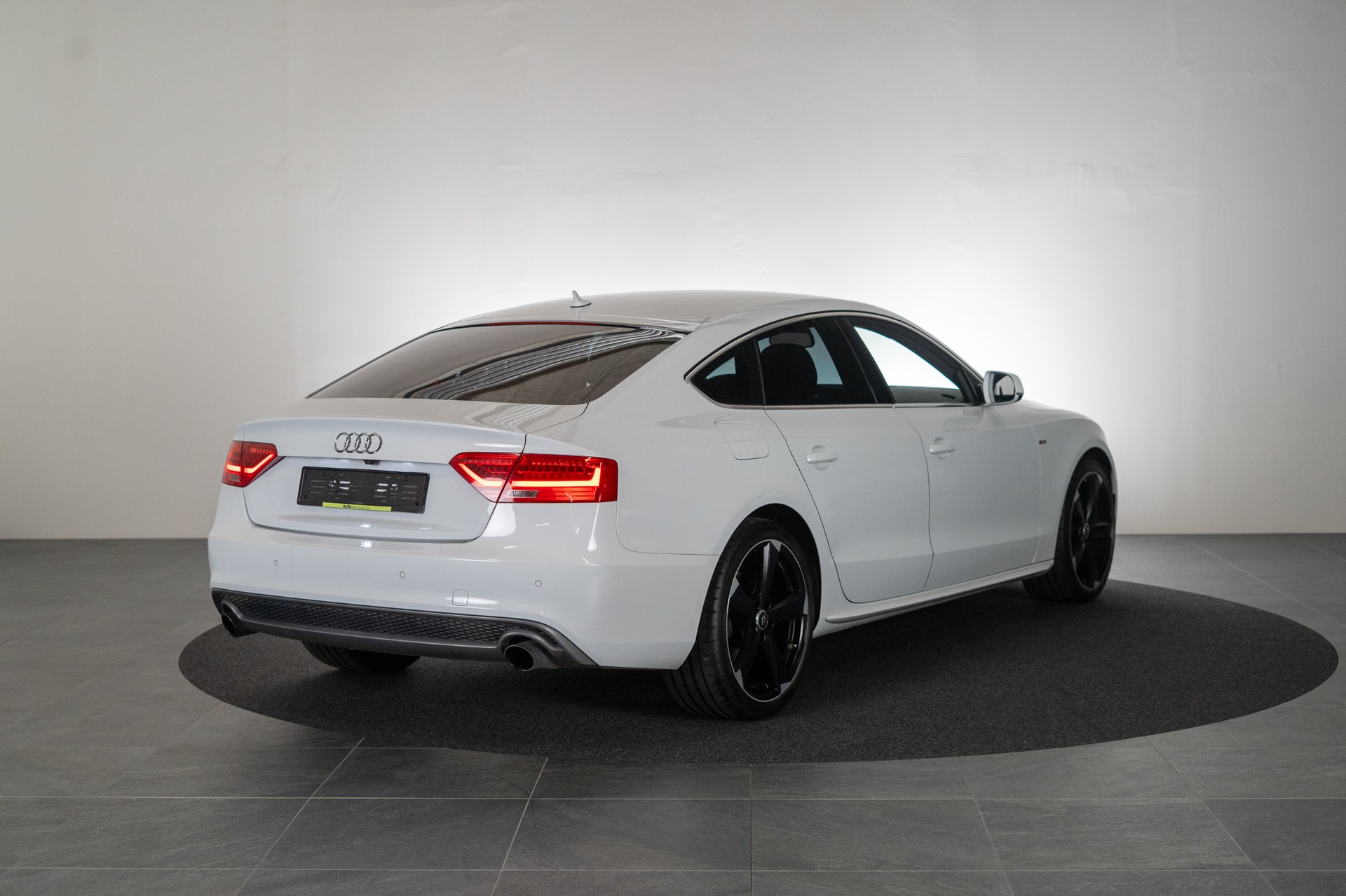 AUDI A5 Sportback 2.0 TFSI 225 quattro S-Tronic / S-Line / Rückfahrkamera / Tempomat-showroom-element-3