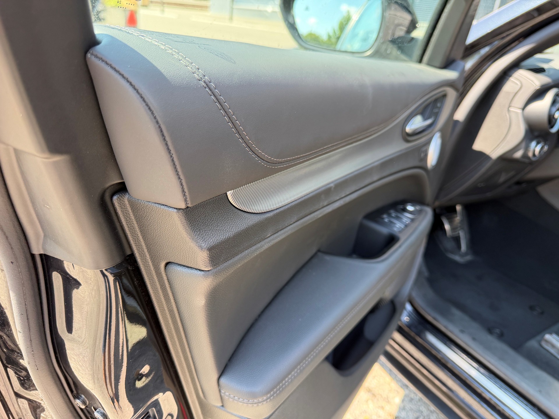 ALFA ROMEO Stelvio 2.2 JTDM Veloce Pack Premium Q4 AT8-showroom-element-3