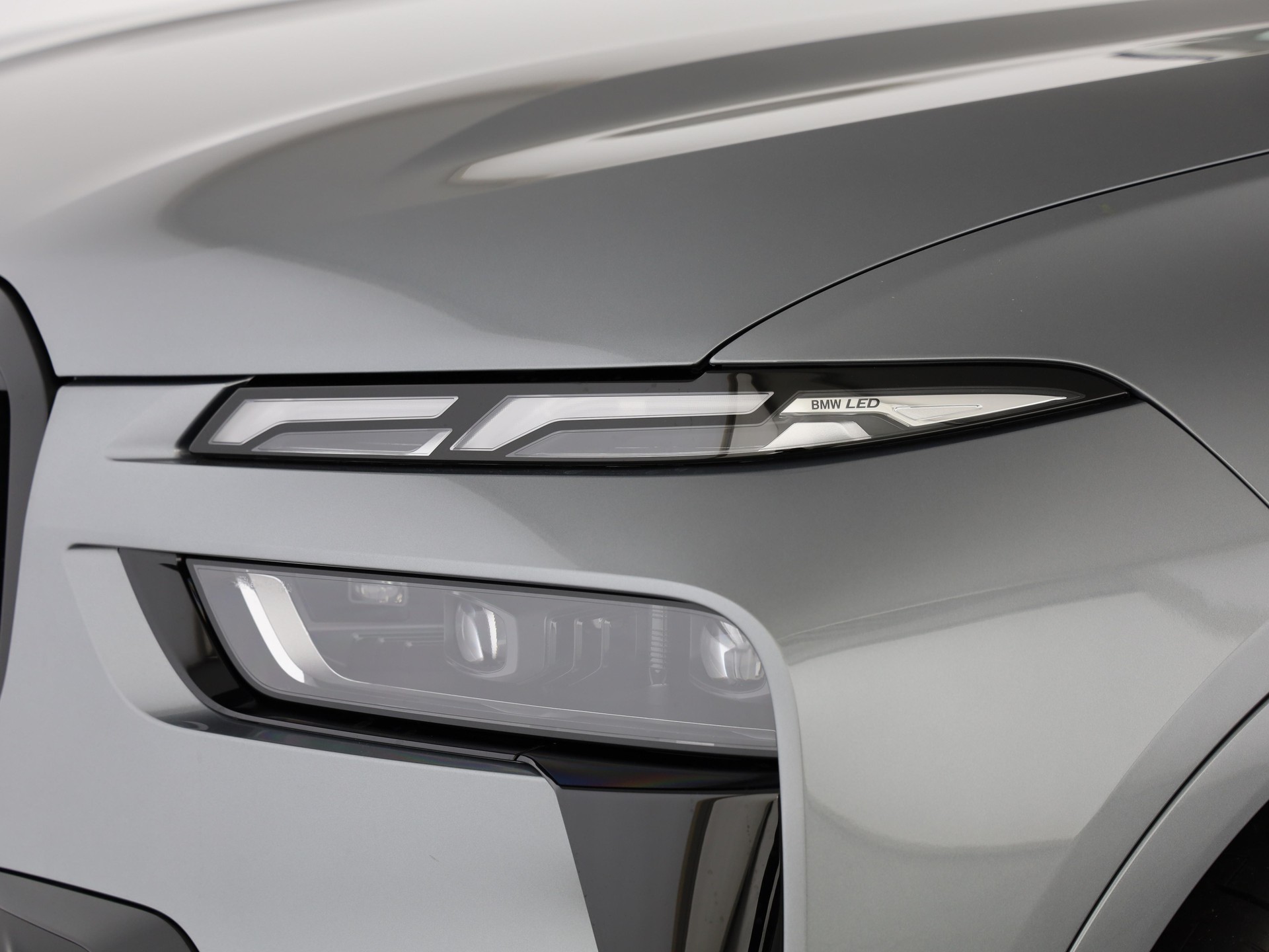 BMW X7 40i xDrive SAG-image-7