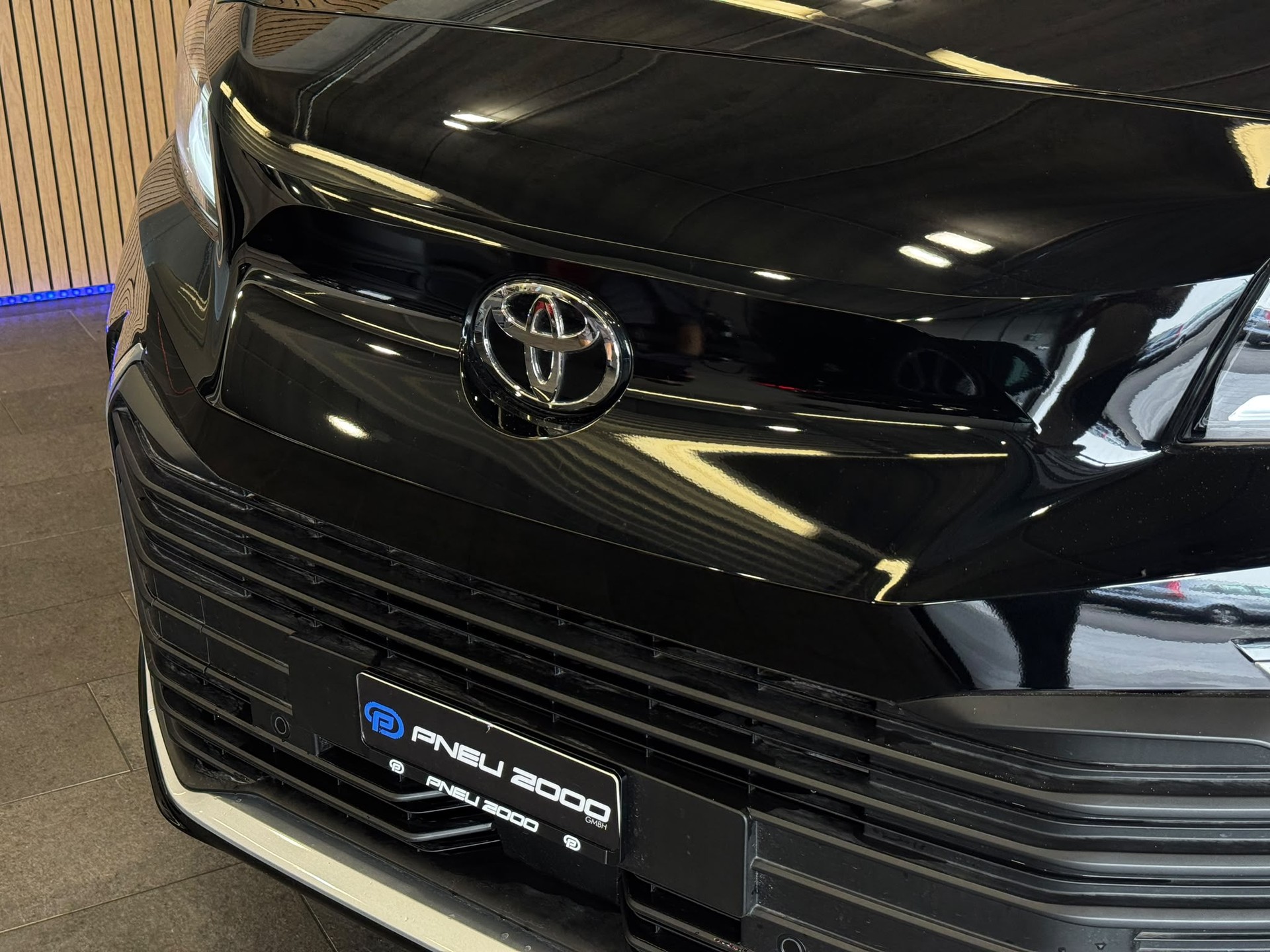 TOYOTA Proace Verso 2.0 D-4D AT Trend Long Business-showroom-element-3