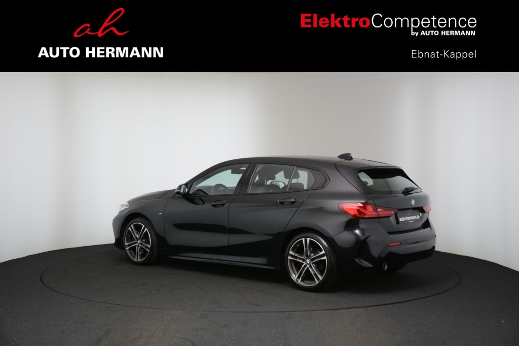 BMW 116d Steptronic M Sport-image-4