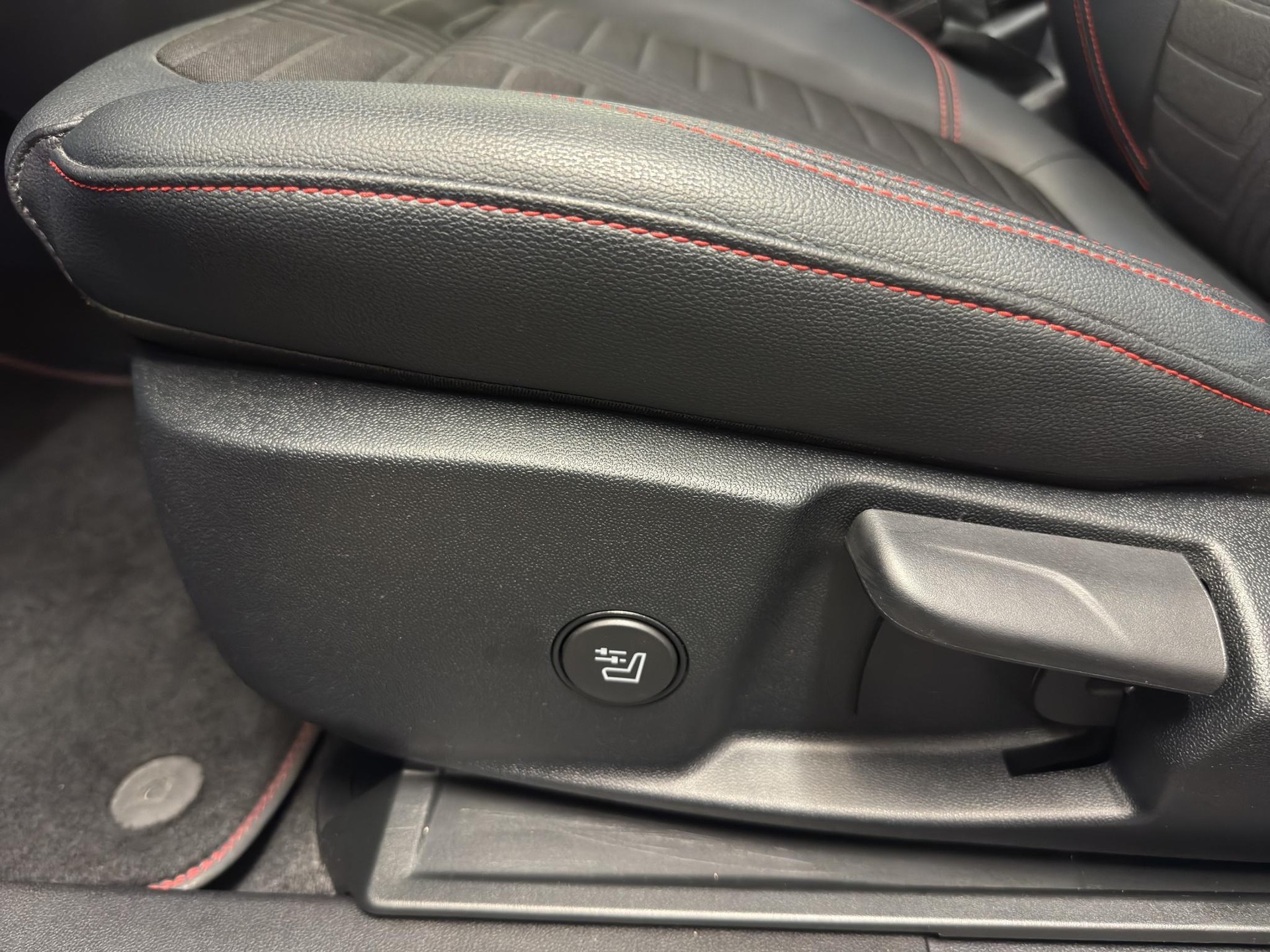 FORD Puma 1.0 EcoB Hybrid 155 ST-Line X Design-image-8