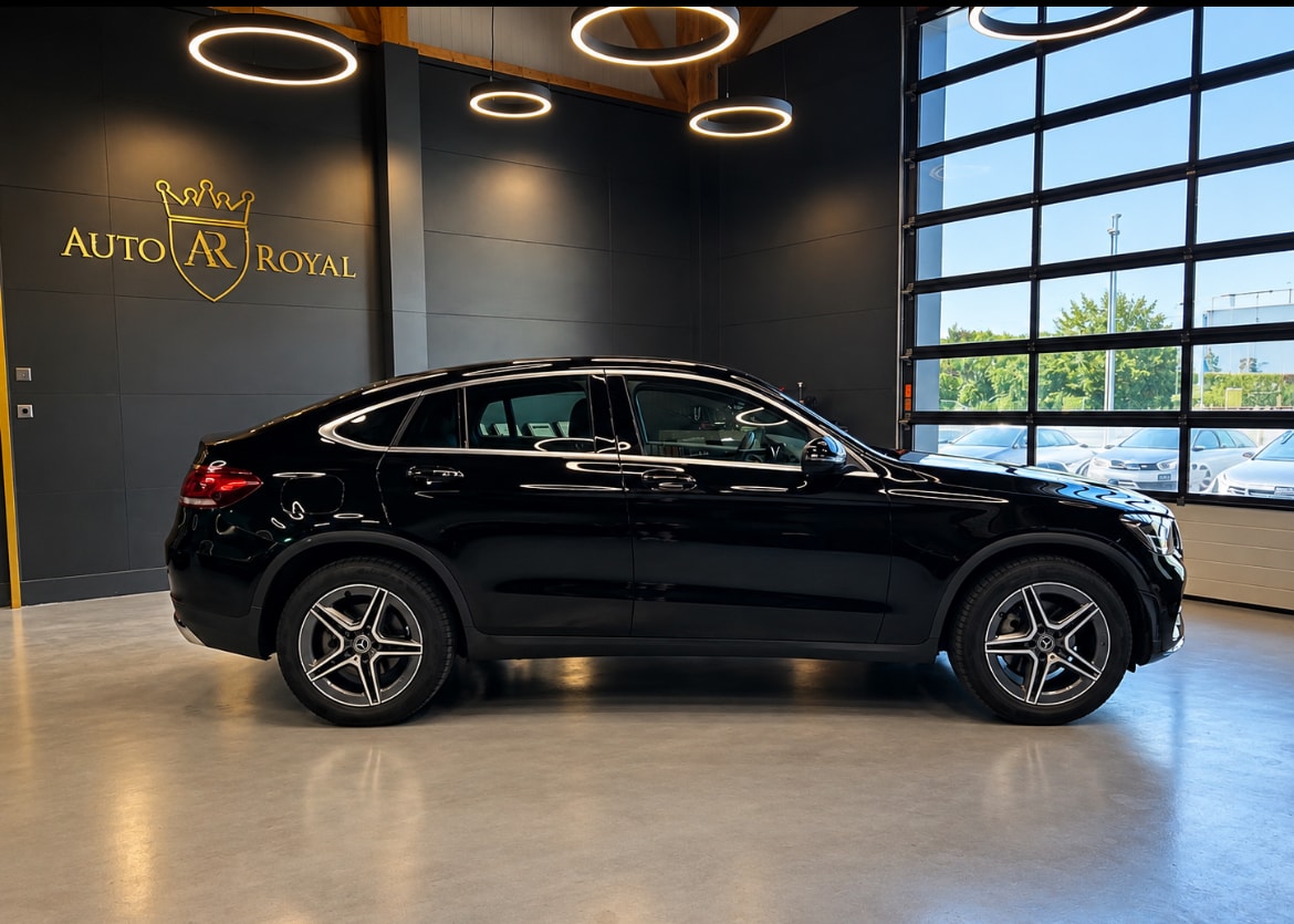 MERCEDES-BENZ GLC Coupé 220 d AMG Line 4Matic 9G-Tronic-image-5