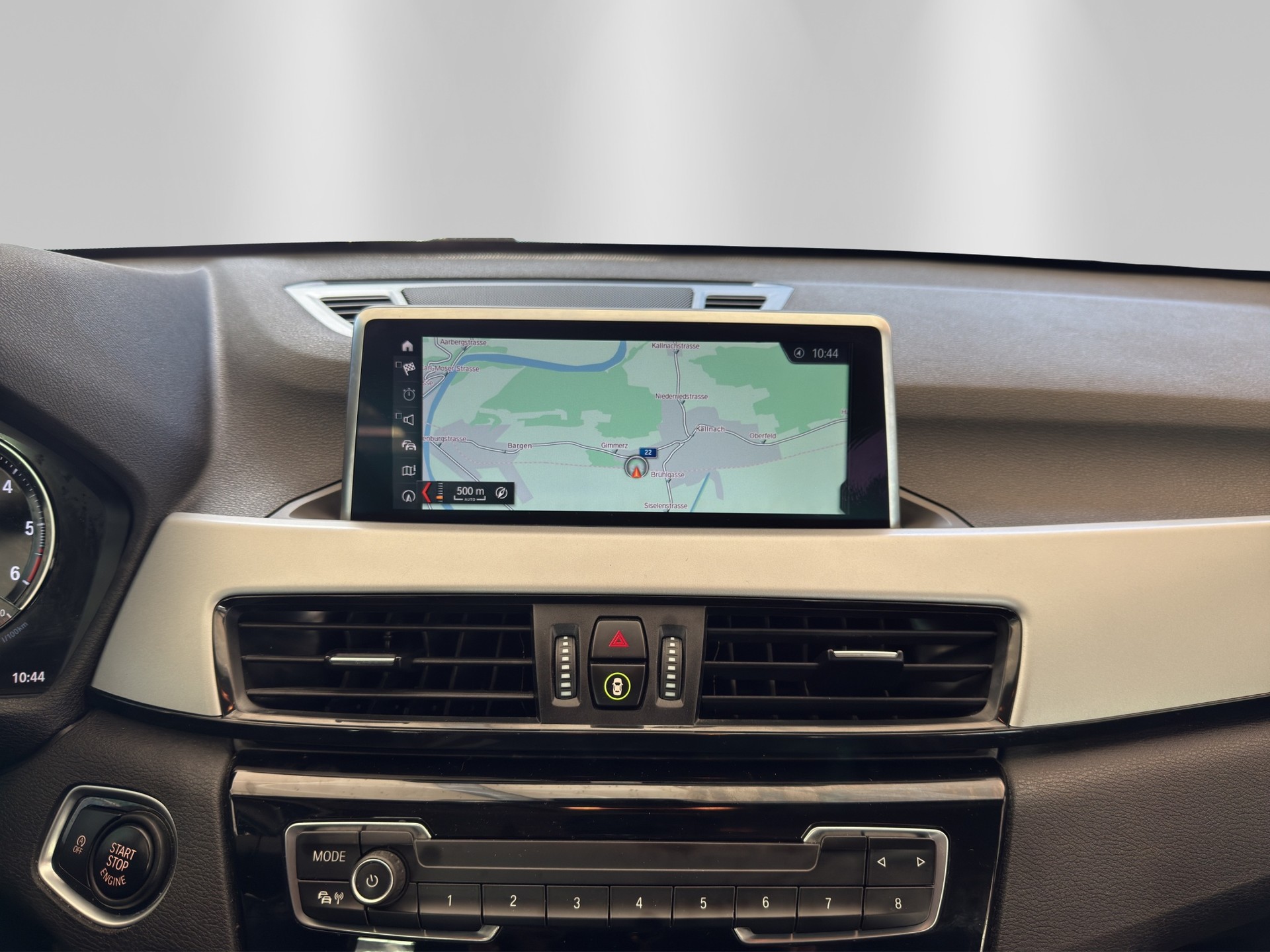 BMW X1 sDrive 18d Steptronic-image-10
