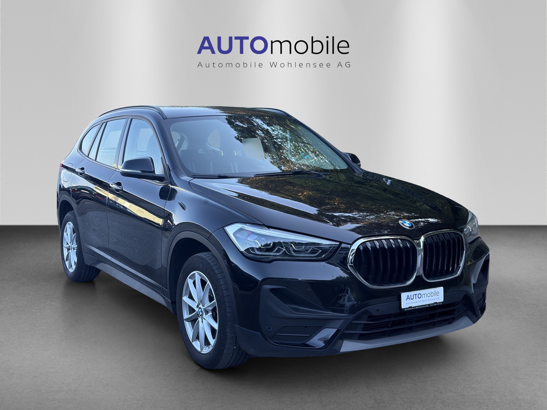 BMW X1 sDrive 18d Steptronic-showroom-element-3