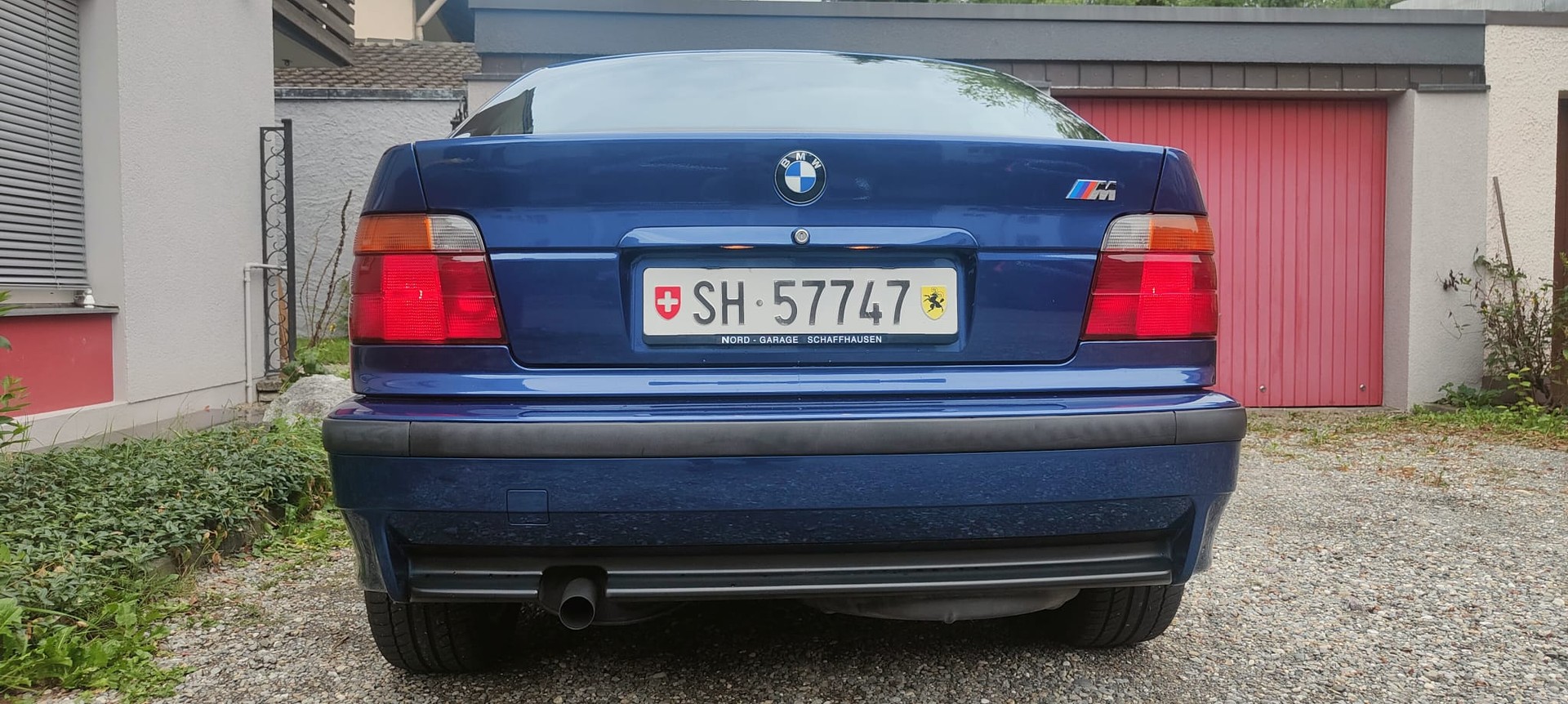 BMW 318ti Compact-image-1