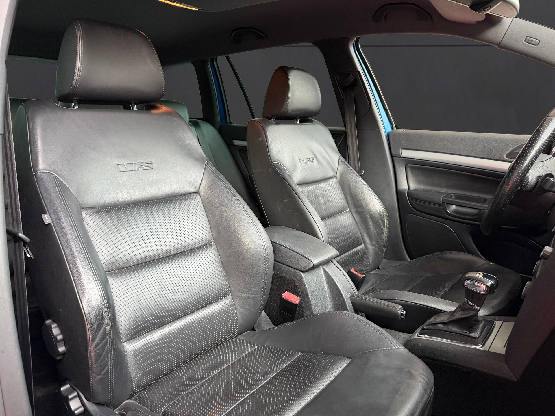 SKODA Octavia Combi 2.0 TSI RS DSG-image-16