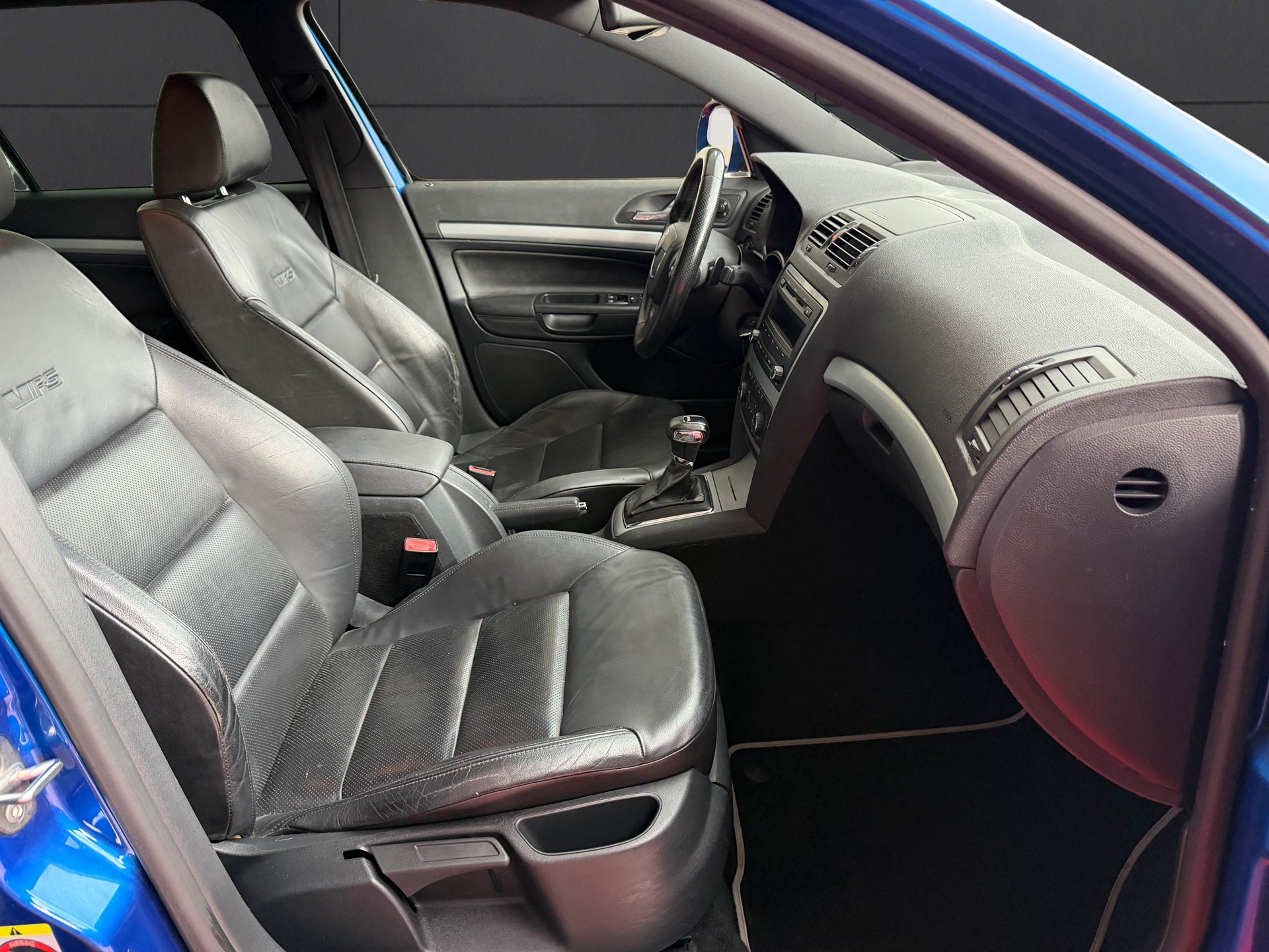 SKODA Octavia Combi 2.0 TSI RS DSG-image-15