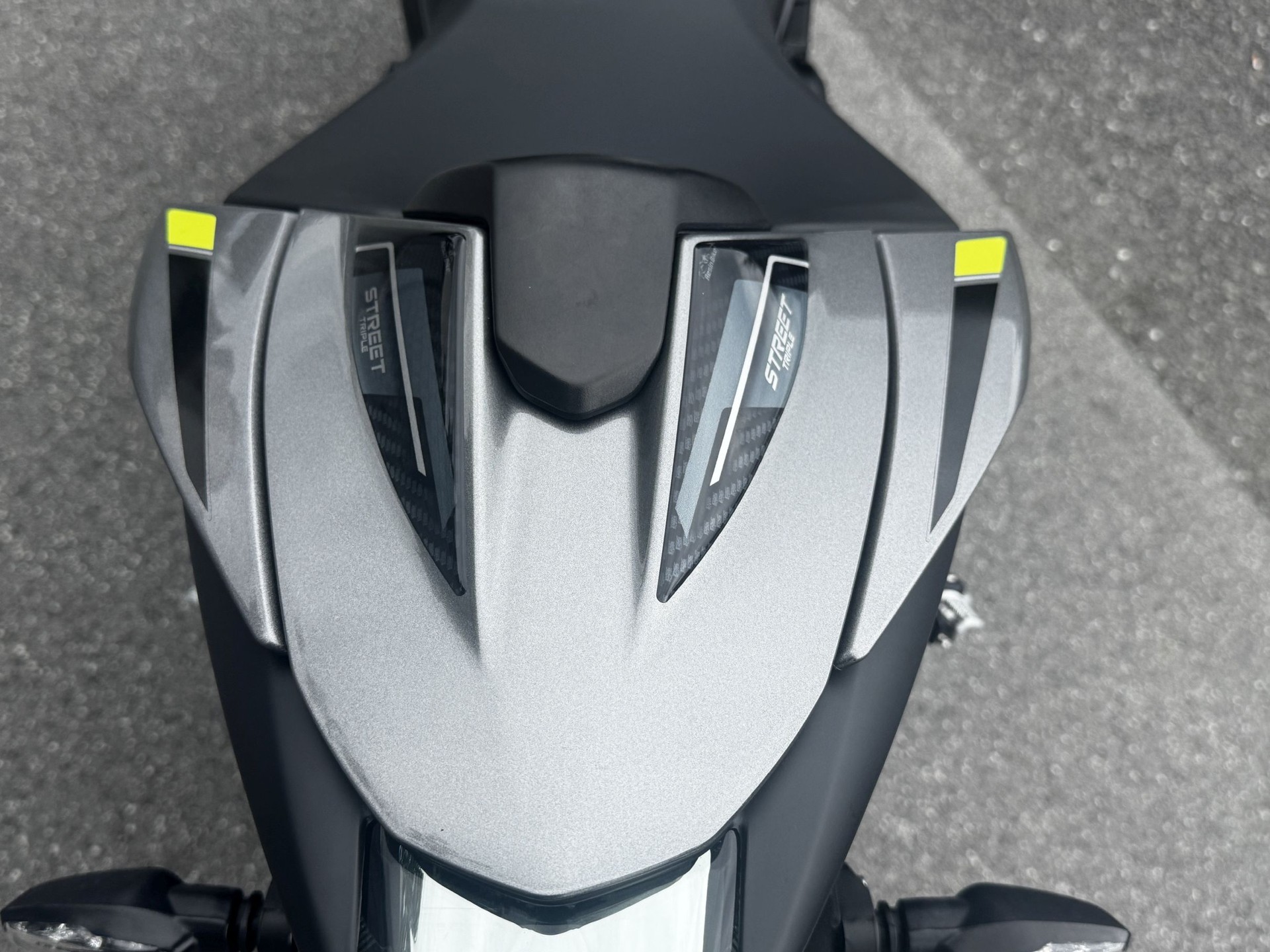 TRIUMPH Street Triple R 765-image-14