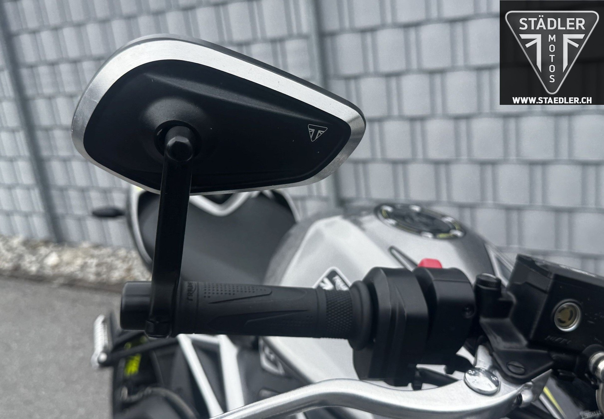 TRIUMPH Street Triple R 765-image-4