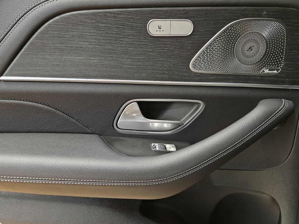 MERCEDES-BENZ GLE 450 d 4Matic Coupé AMG Line-image-13