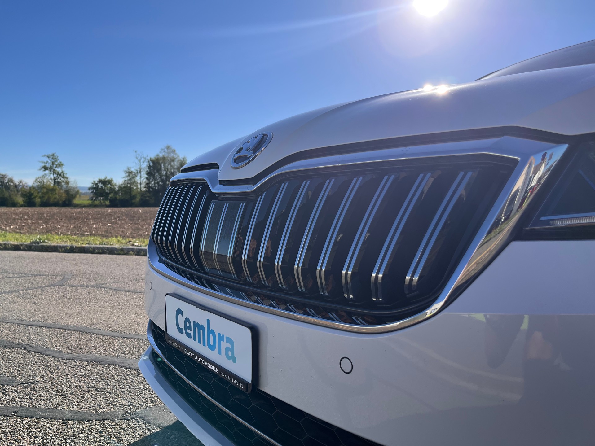 SKODA SKODA Superb Combi 2.0 TDi Style 4x4 DSG * MY SKODA PAKET - LEDER ALCANTARA - PEARL WEISS METALLIC - AHK 2200kg *-image-9