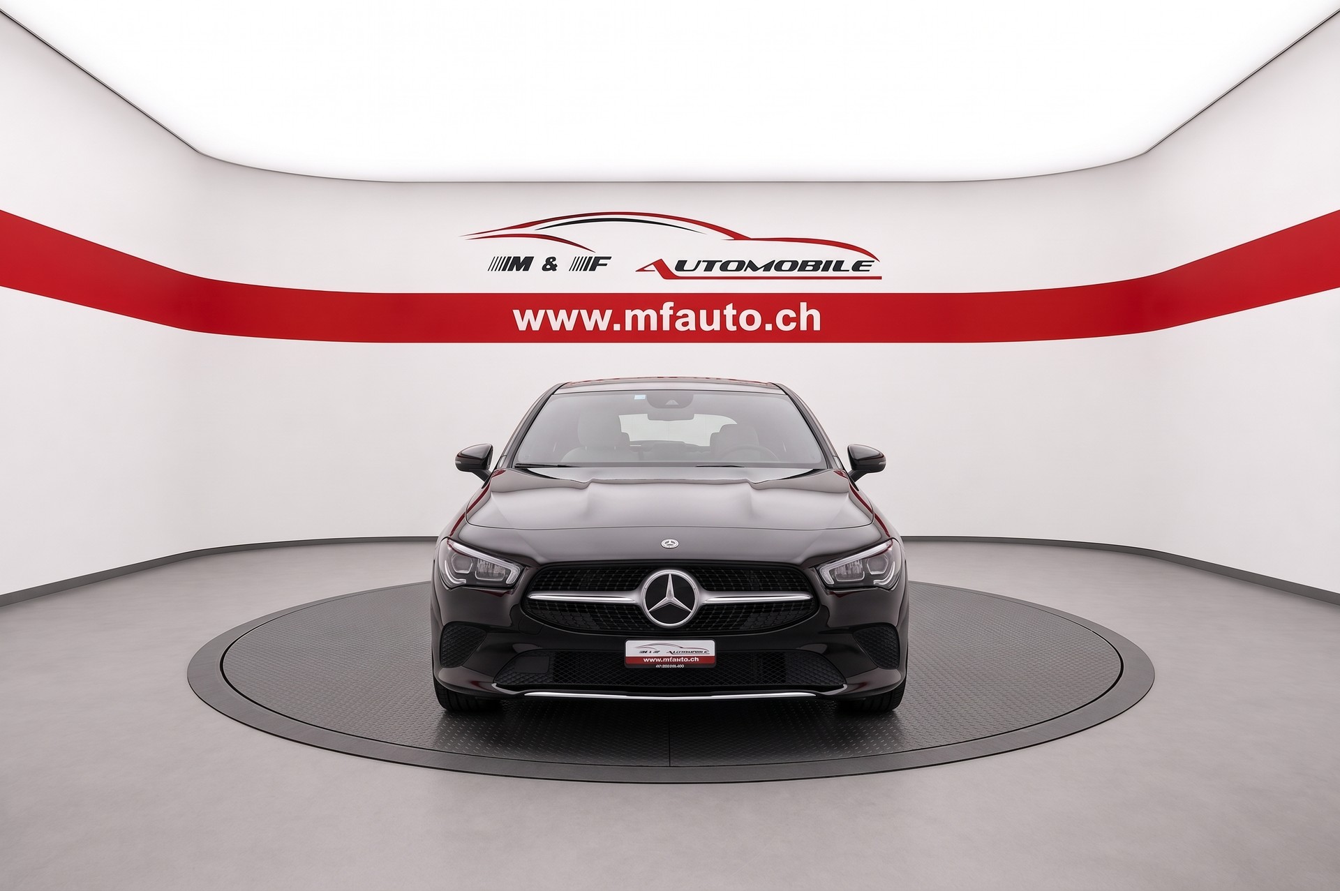 MERCEDES-BENZ CLA 220 d Progressive 4matic Shooting Brake-showroom-element-1