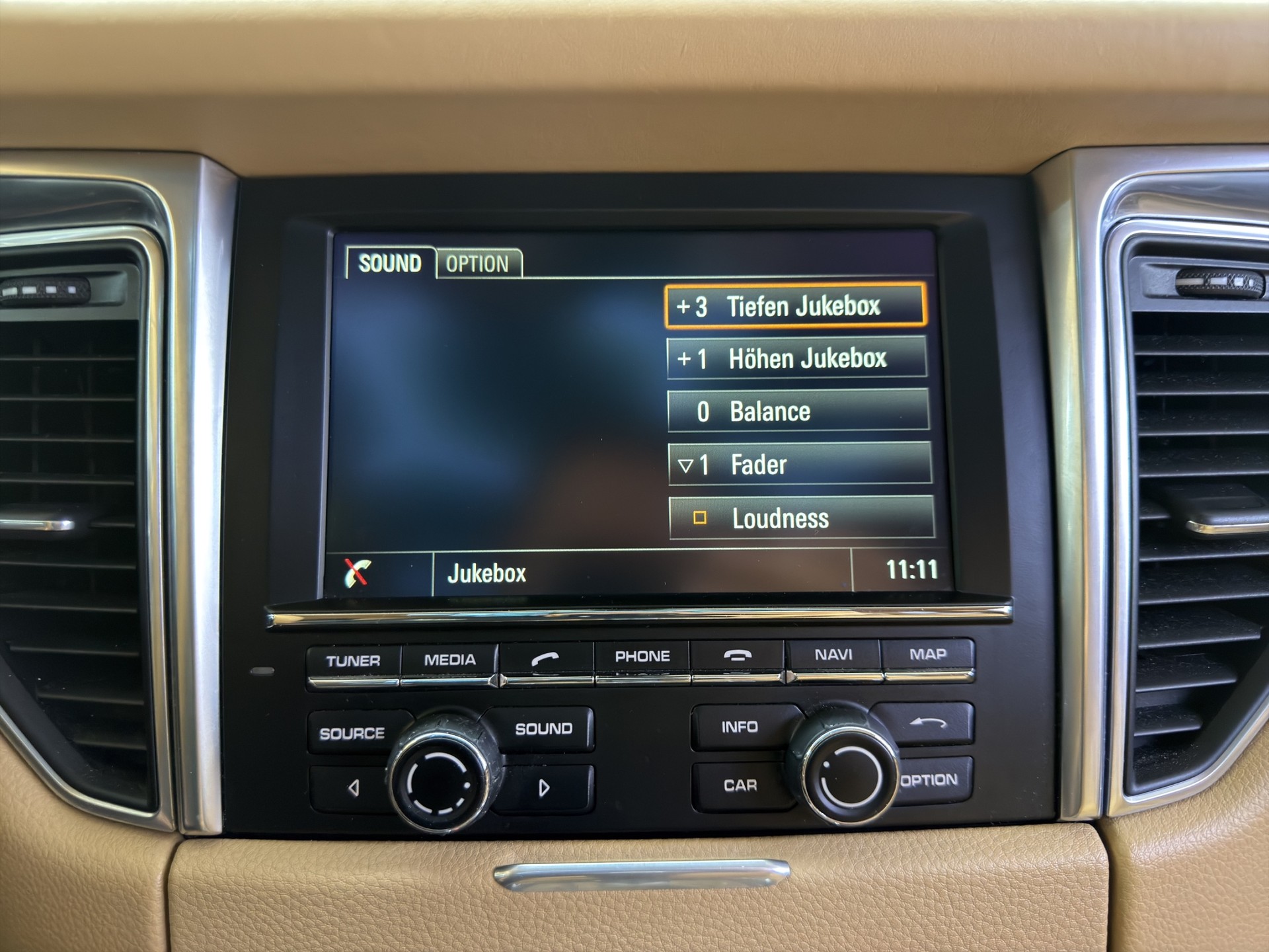PORSCHE Macan S Diesel PDK-image-21