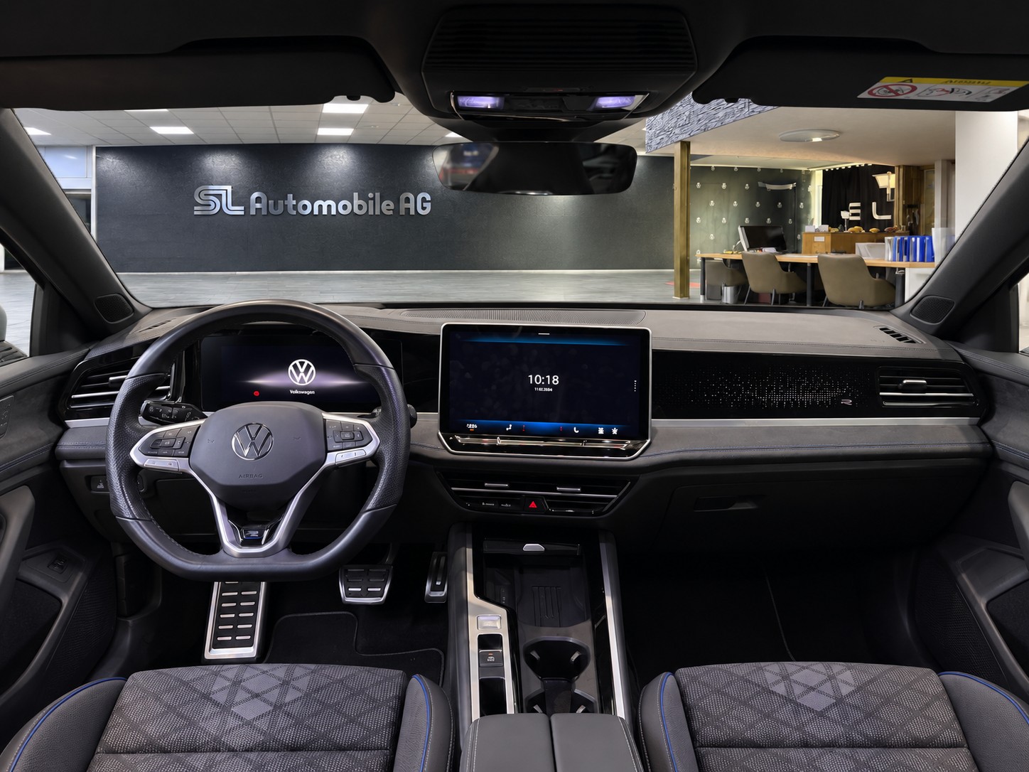 VW Passat Variant 2.0 TDI evo R-Line DSG / Leasing ab 299.--showroom-element-1