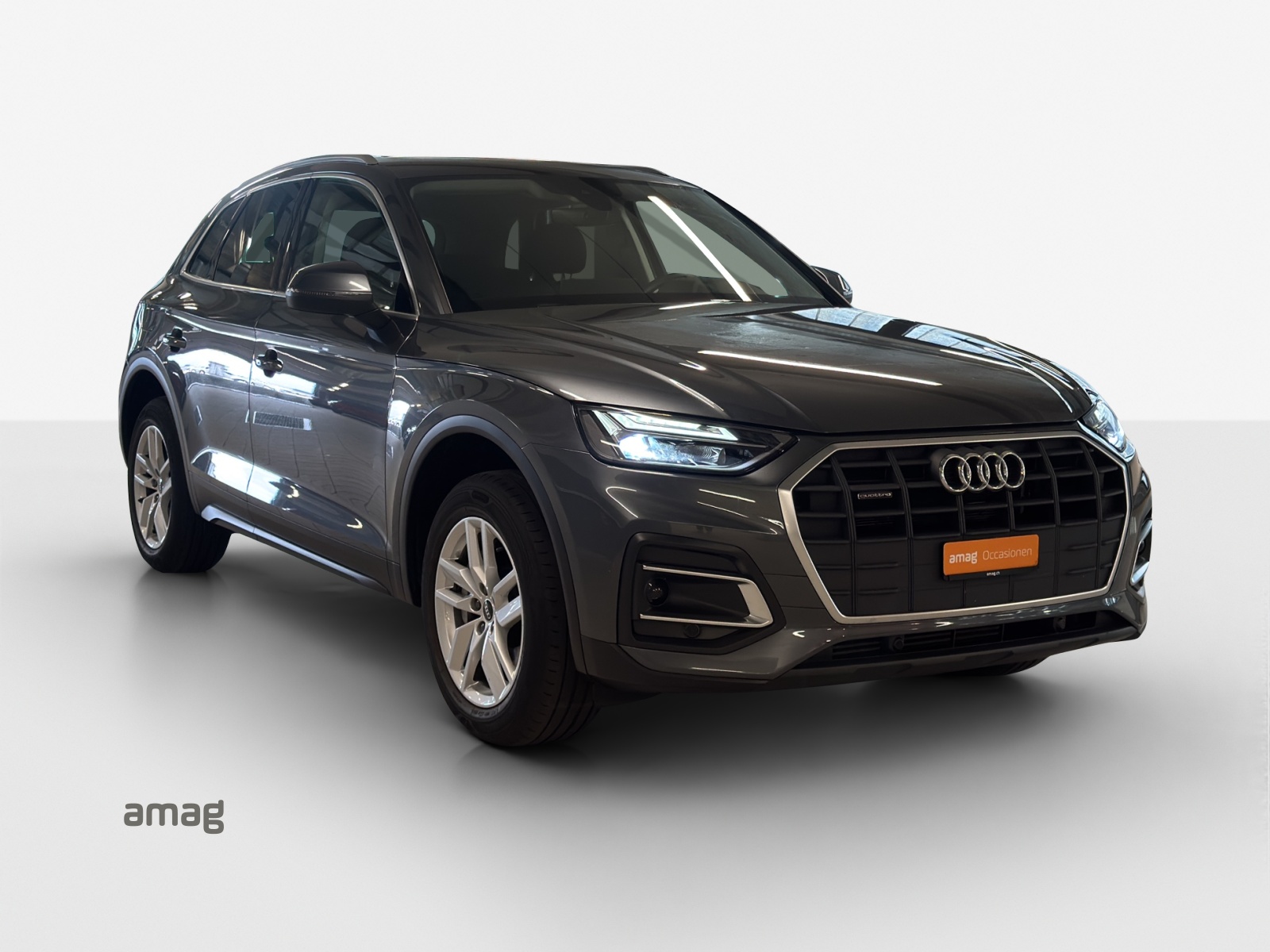AUDI Q5 50 TFSI e PHEV quattro S-tronic-image-6