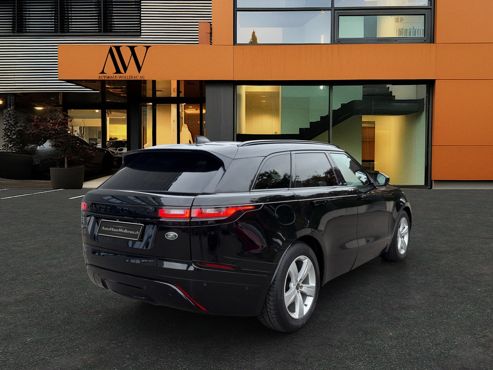 LAND ROVER Range Rover Velar 2.0 D 240 R-Dynamic SE / Leder-Pano-LED-ACC-AHK-image-5