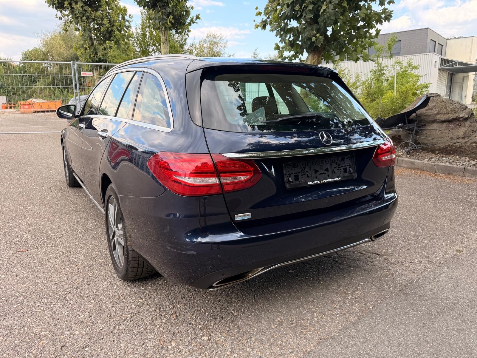 MERCEDES-BENZ C 400 Avantgarde 4Matic 7G-Tronic-image-2
