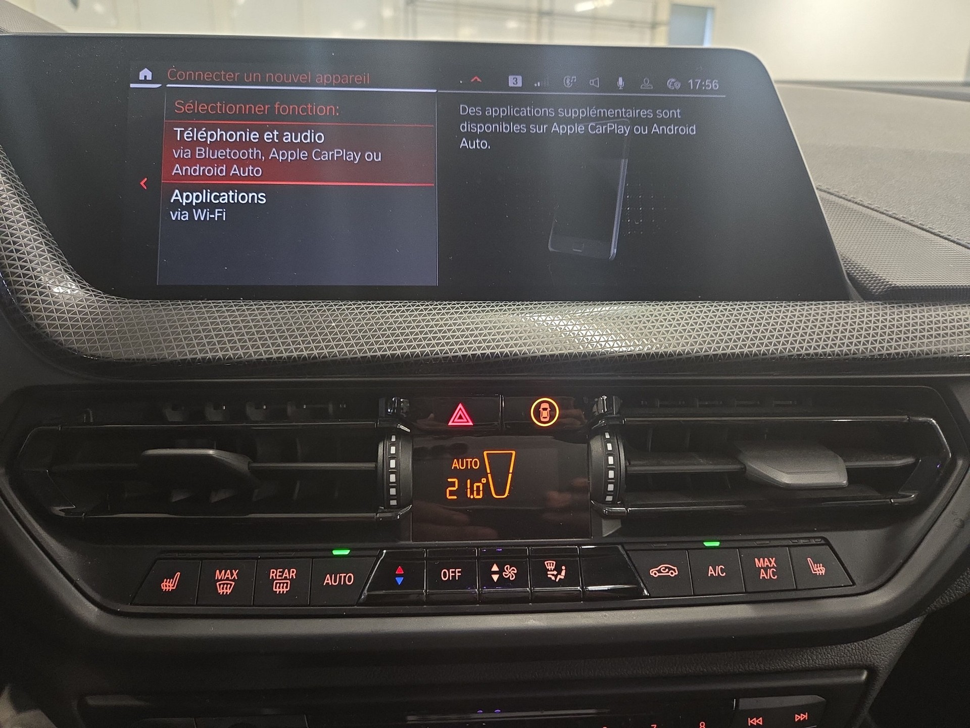 BMW 120i Sport Line Steptronic-image-12