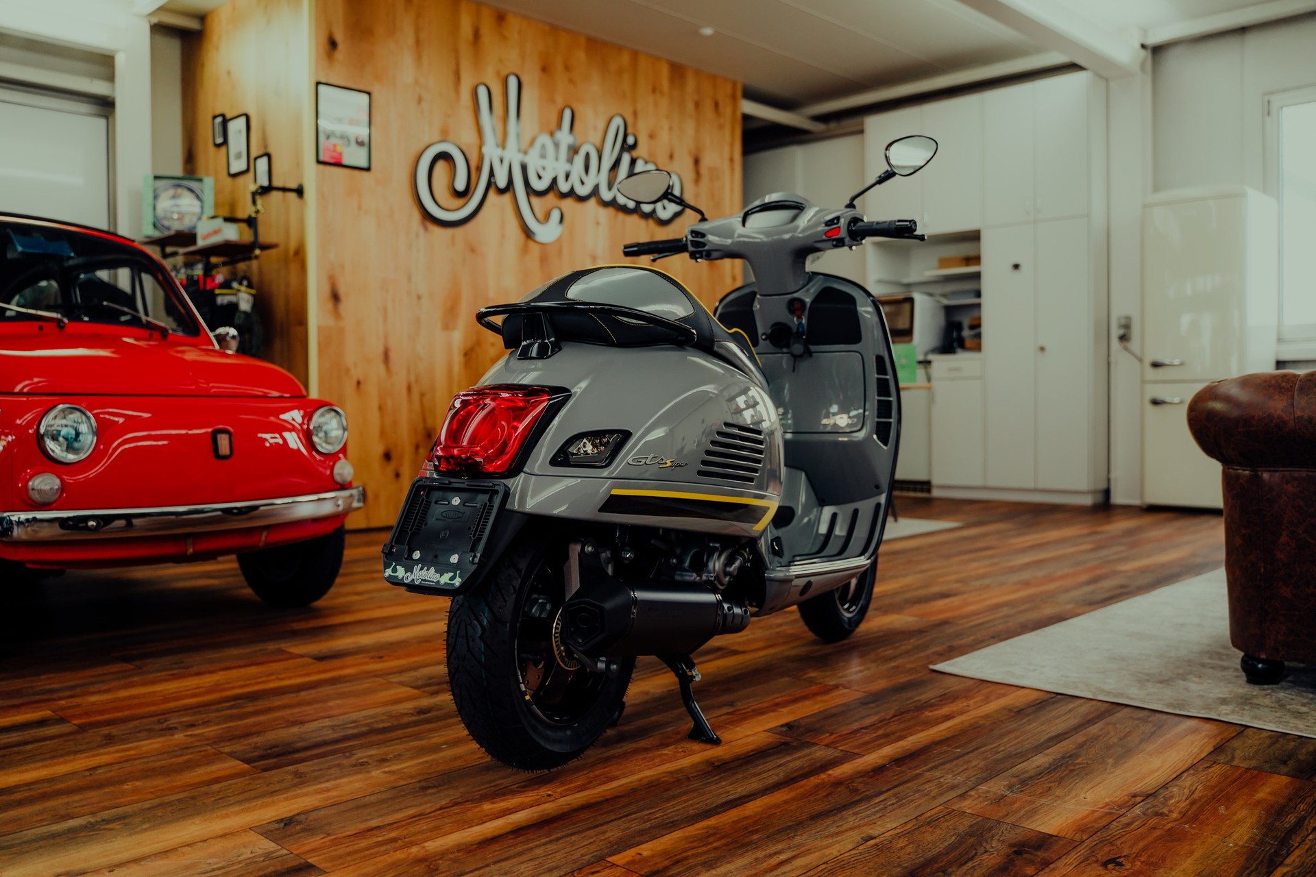 PIAGGIO Vespa GTS 125 Super Tech ABS-image-10