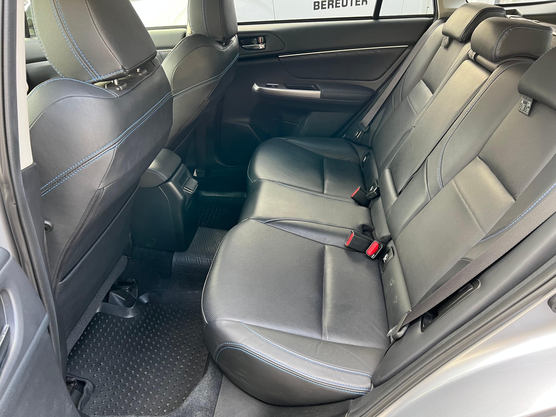 SUBARU Levorg 1.6 DIT Luxury S-image-9