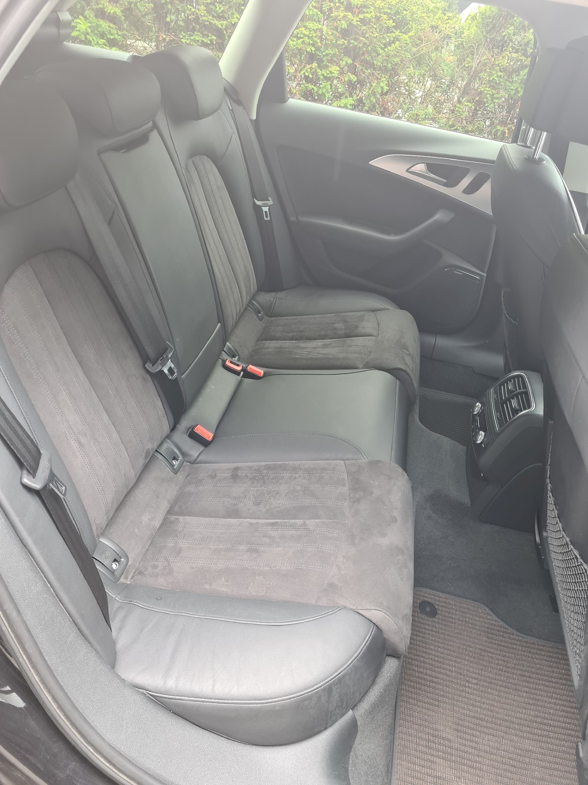 AUDI A6 allroad 3.0 TDI V6 quattro S-tronic-image-10