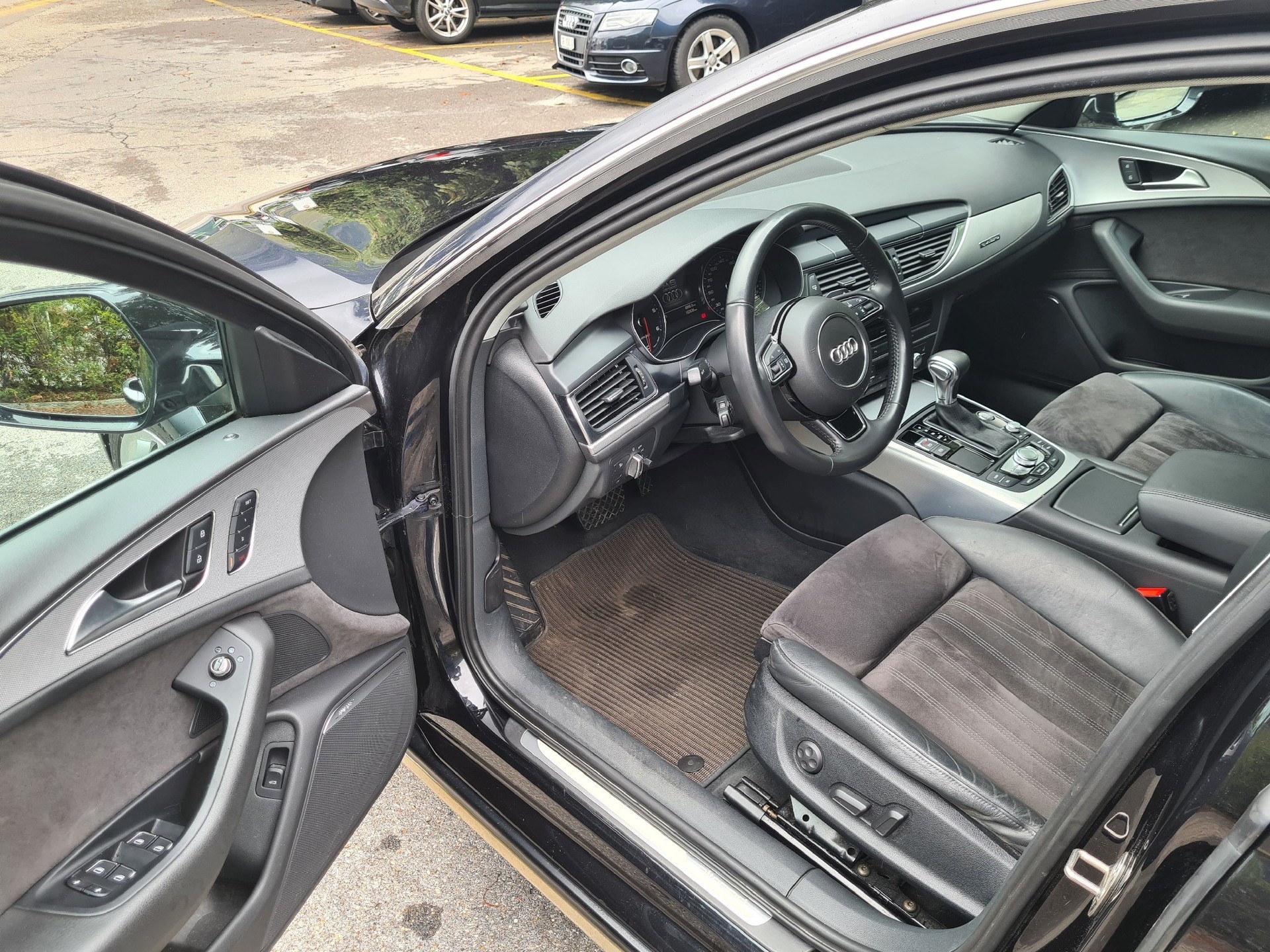 AUDI A6 allroad 3.0 TDI V6 quattro S-tronic-image-7