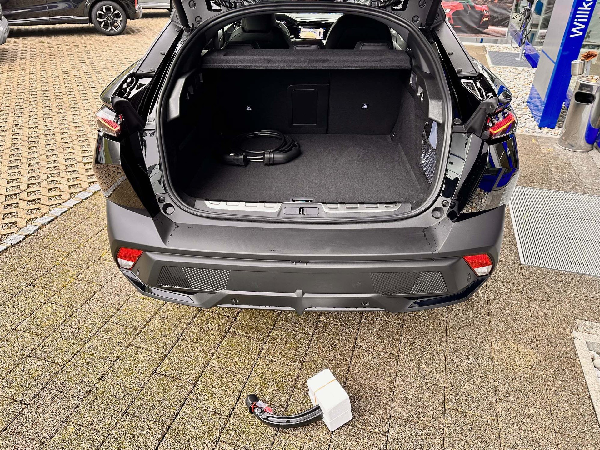 PEUGEOT 408 1.6 PHEV GT-image-6