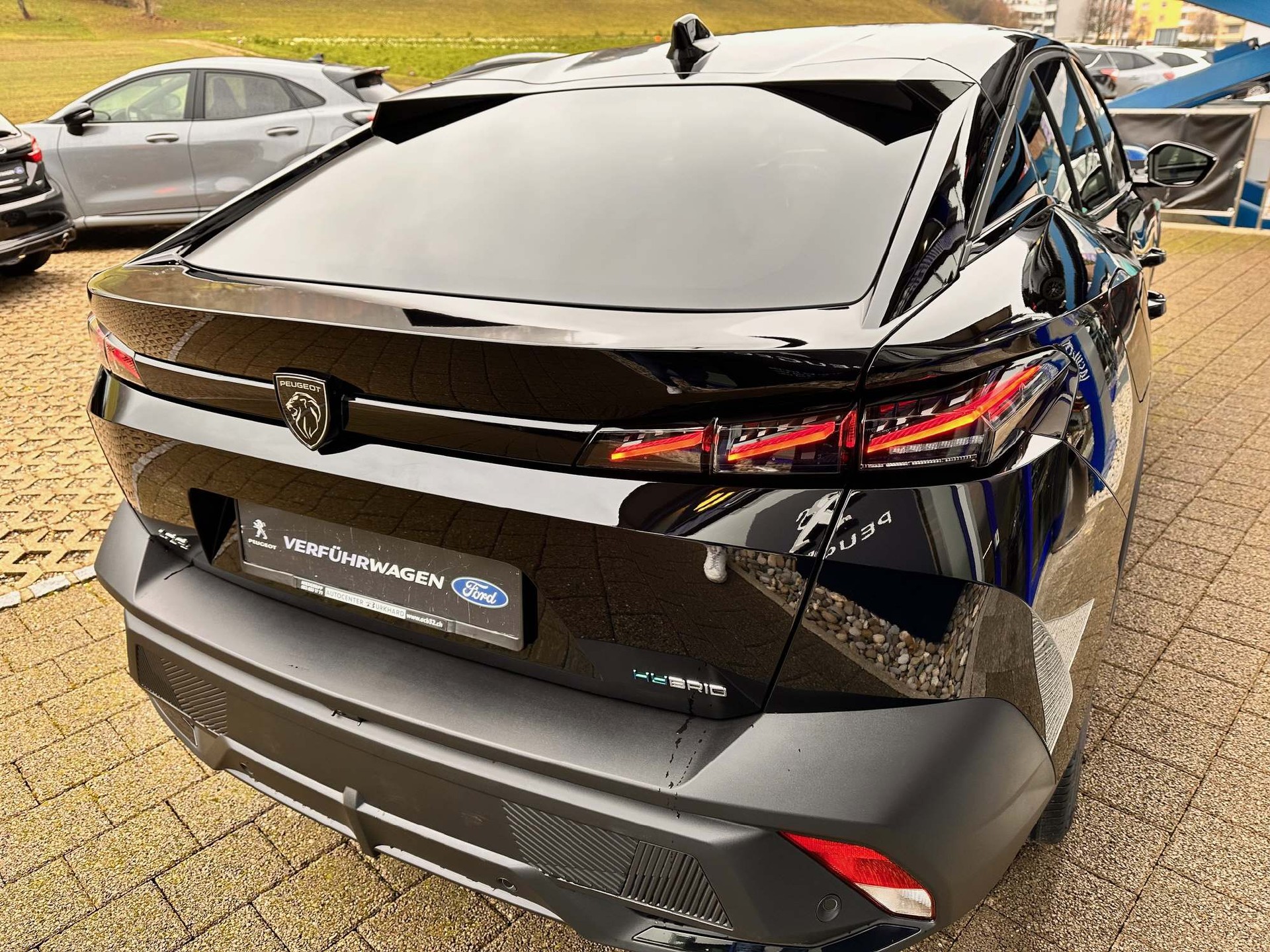 PEUGEOT 408 1.6 PHEV GT-image-5