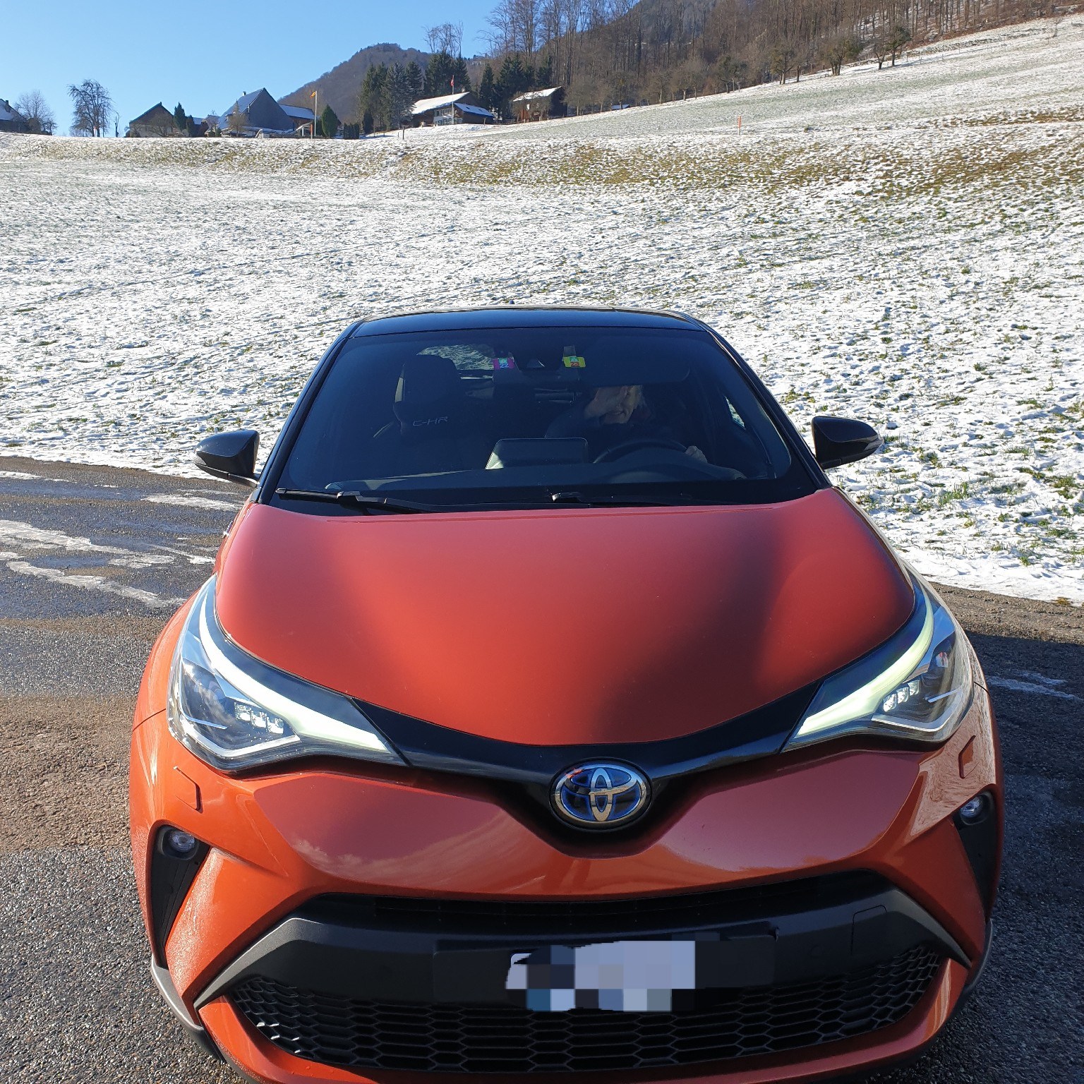 TOYOTA C-HR 2.0 HSD CVT Launch Edition